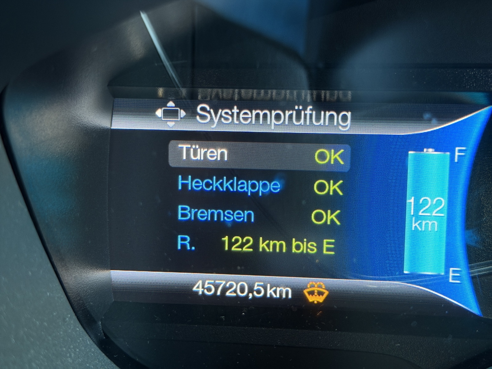 FORD Focus Electric-image-12