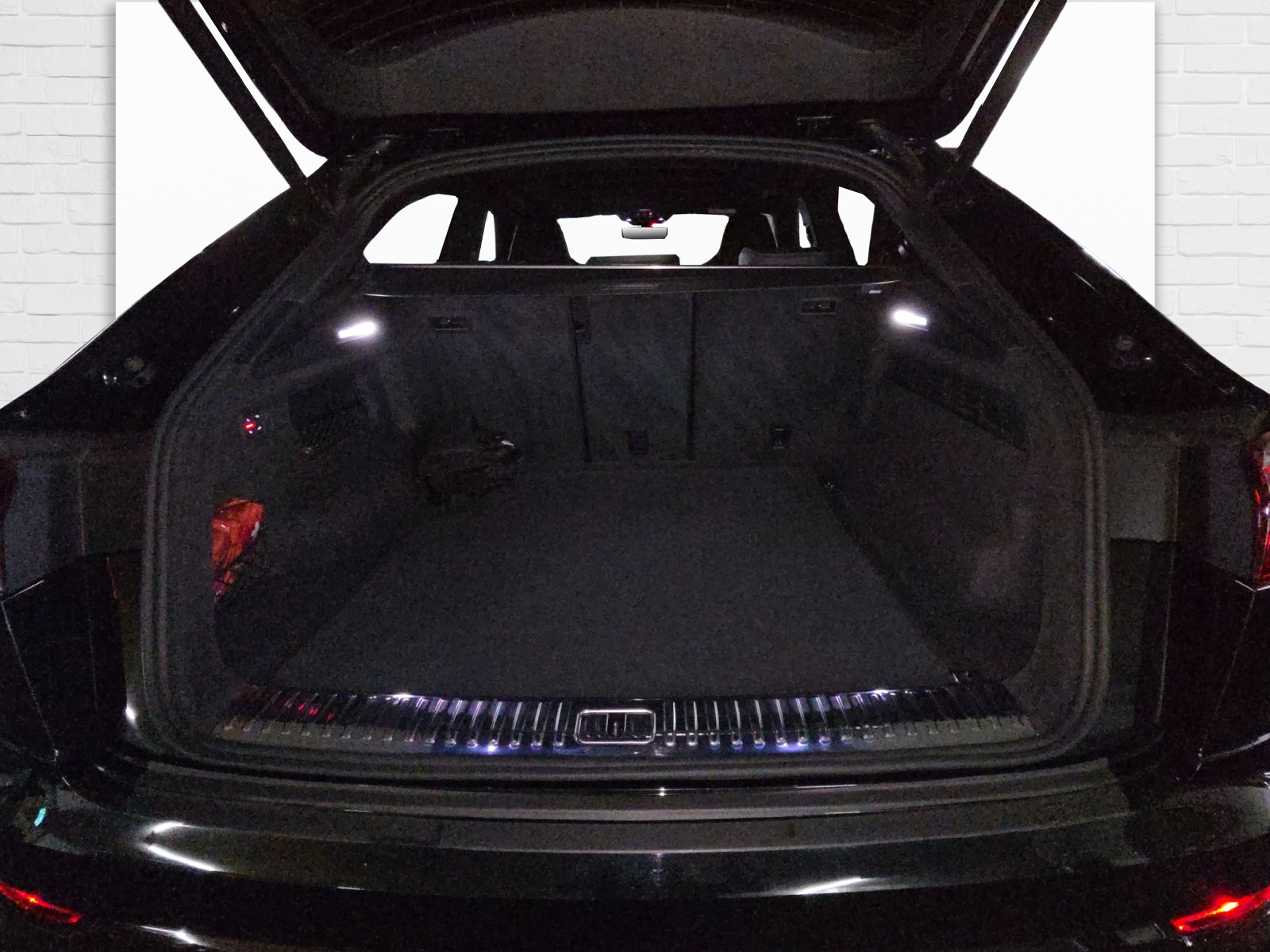 AUDI Q8 SUV 50 TDI quattro tiptronic-image-8