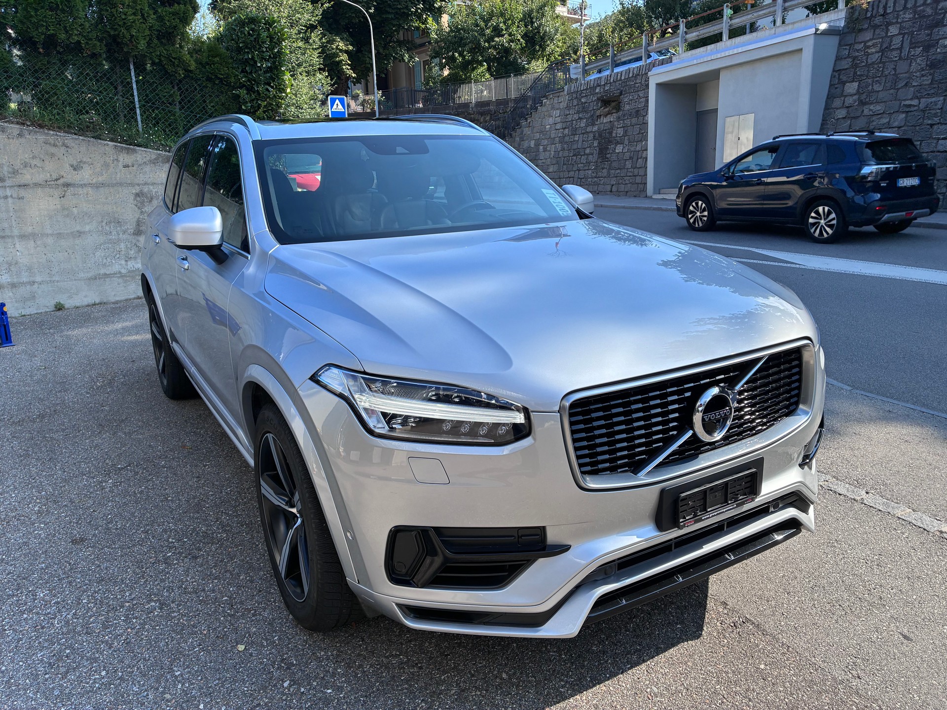 VOLVO XC90 T8 AWD R-Design Geartronic-image-0
