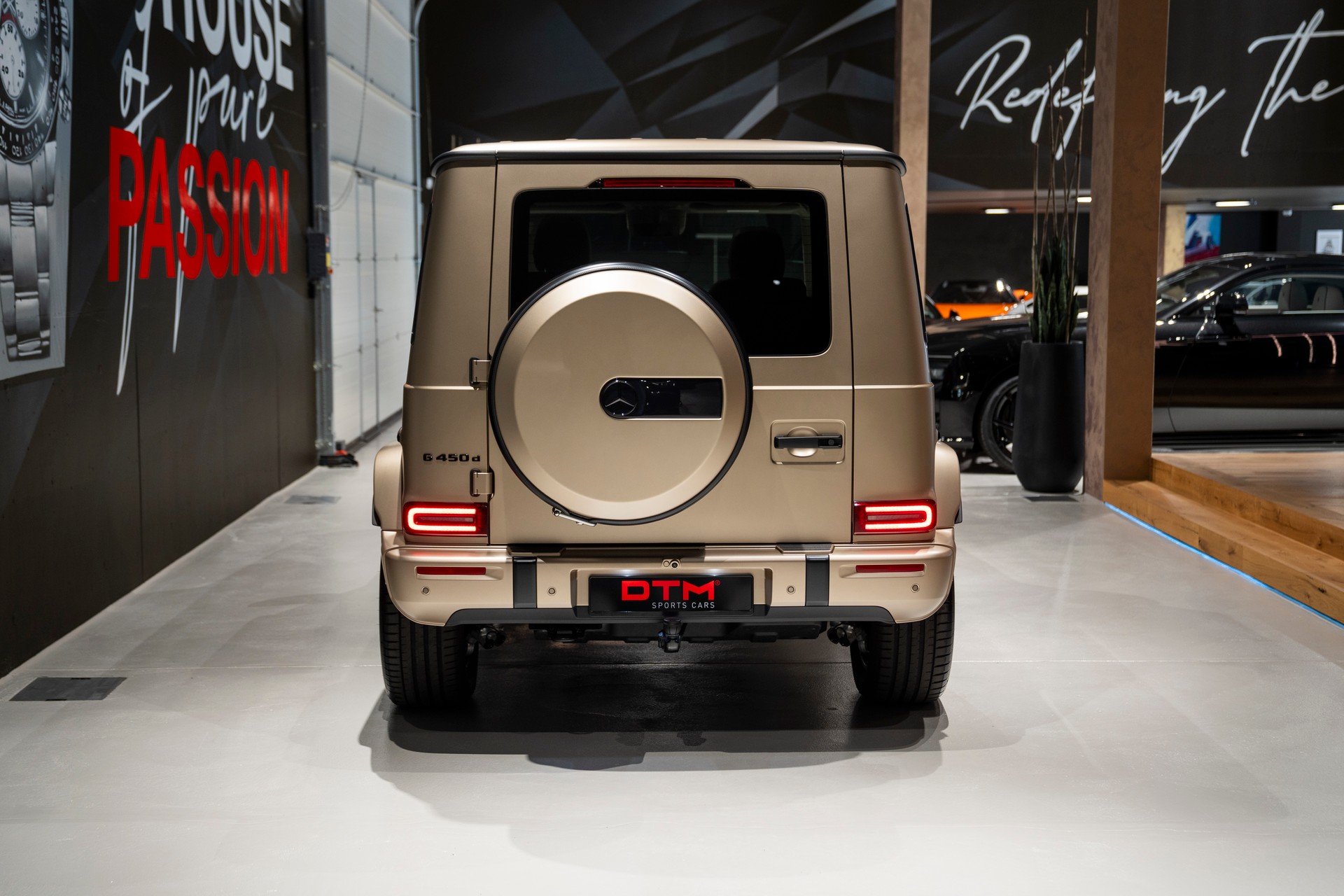 MERCEDES-BENZ G 450d 9G-Tronic-image-3