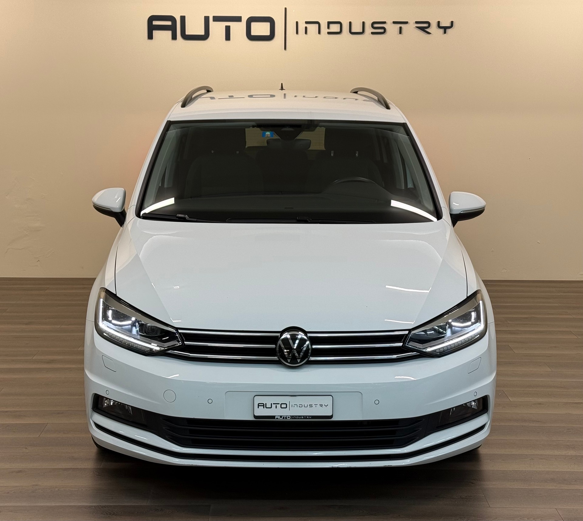 VW Touran 2.0 TDI BlueMotion Technology Comfortline DSG-image-6