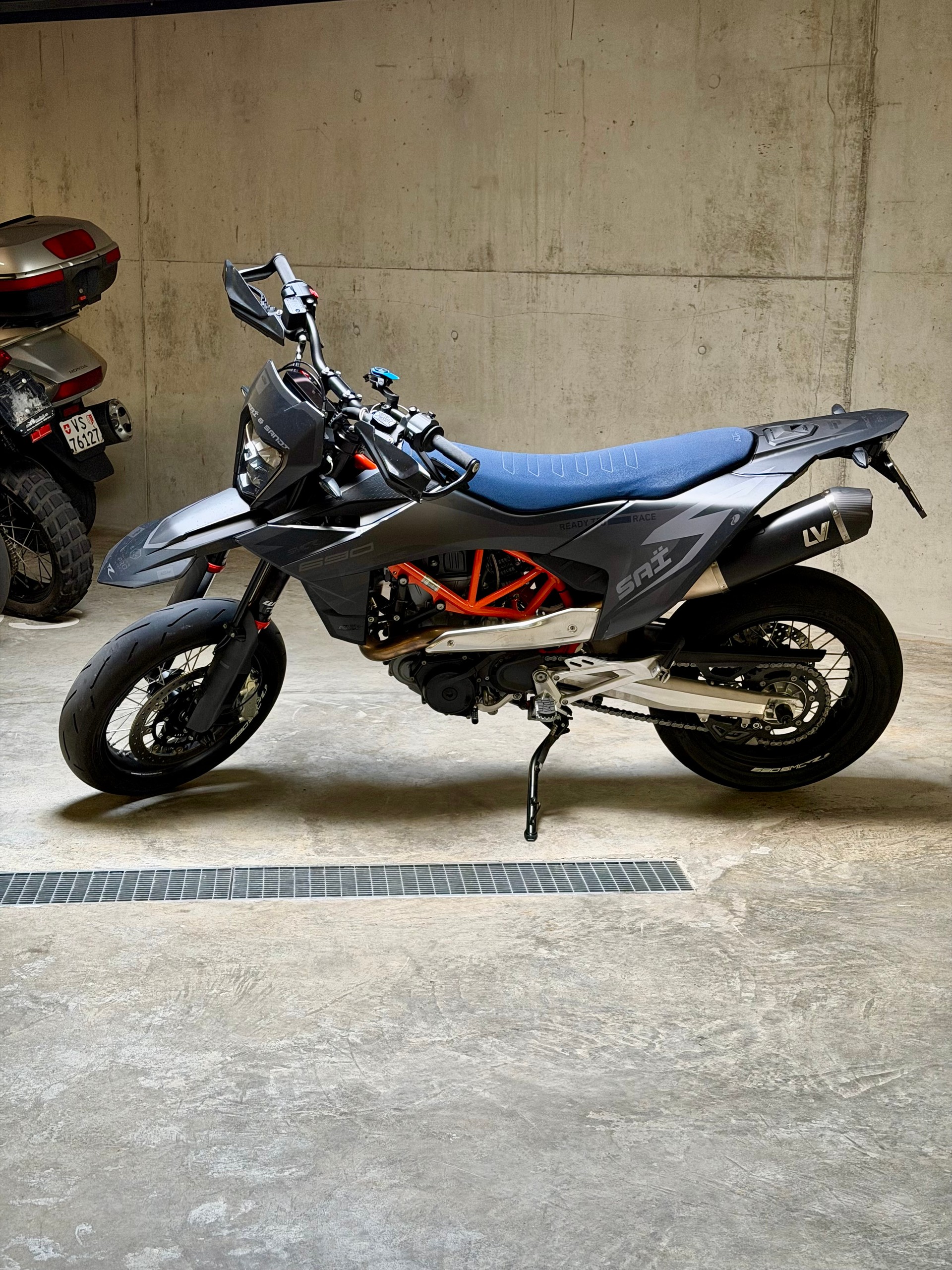 KTM 690 Enduro R-image-2