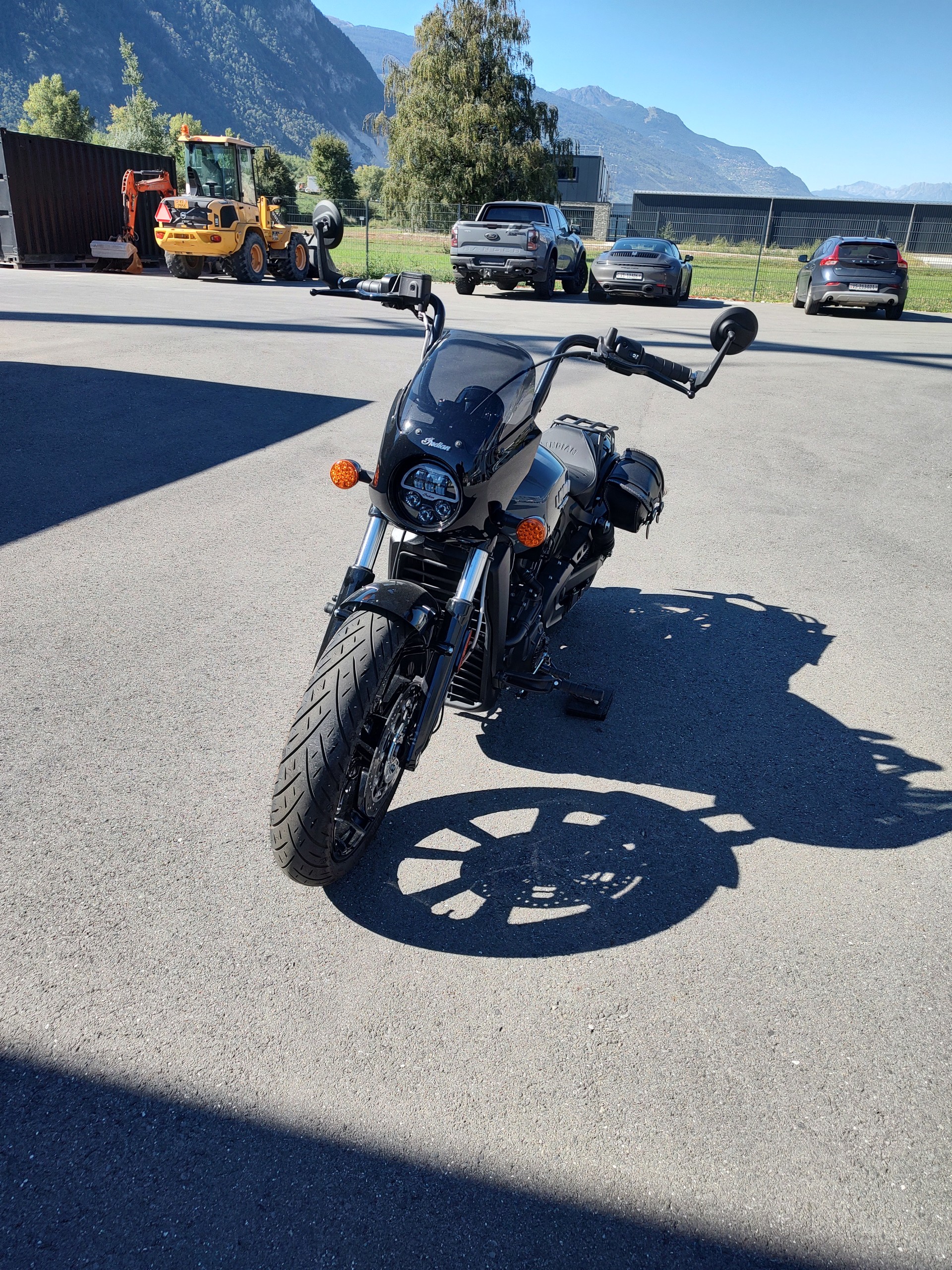 INDIAN Scout 1200 Rogue-image-2