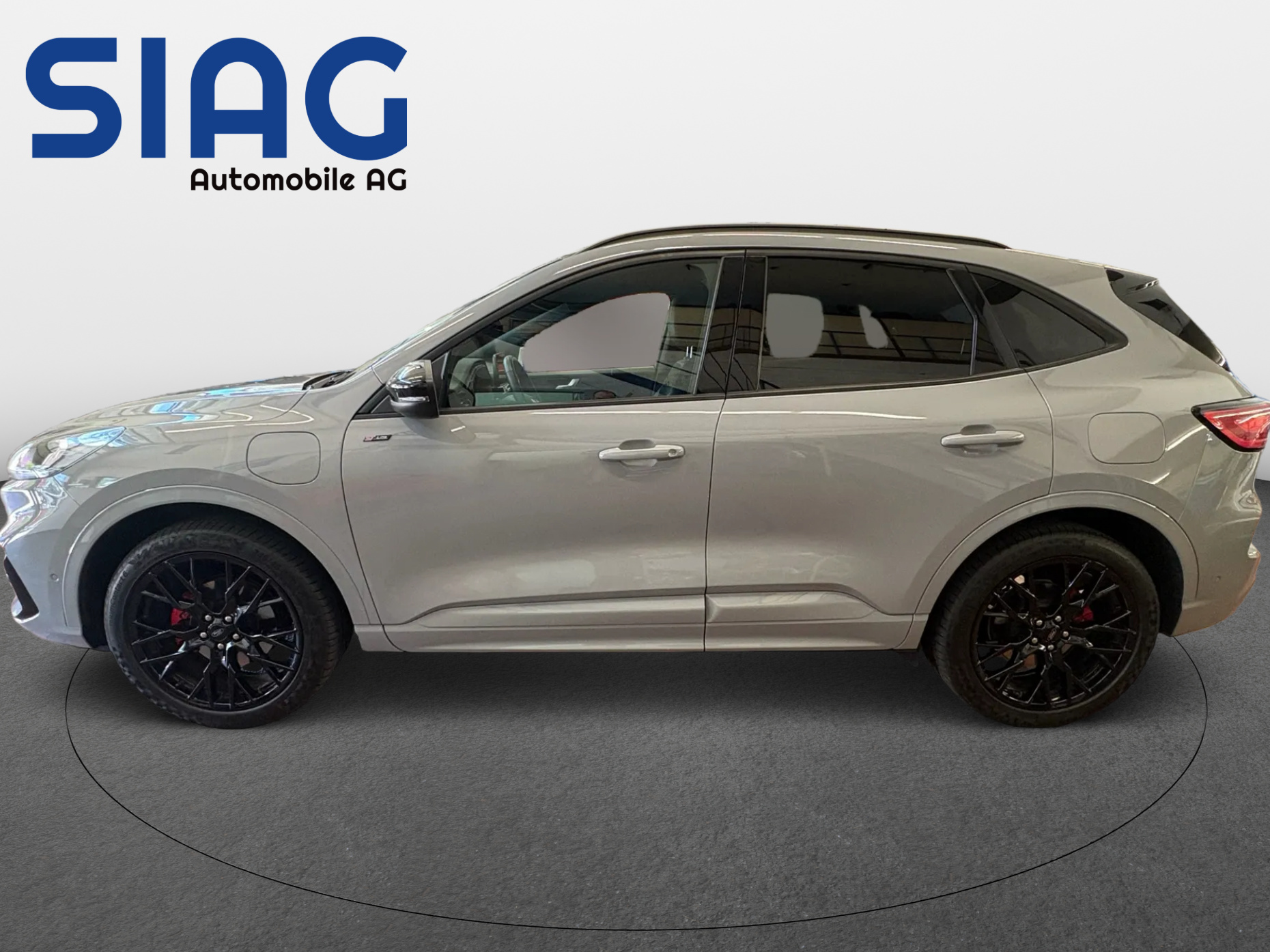 FORD Kuga 2.5 Plug-in Hybrid Graphite Tech Edition-image-5