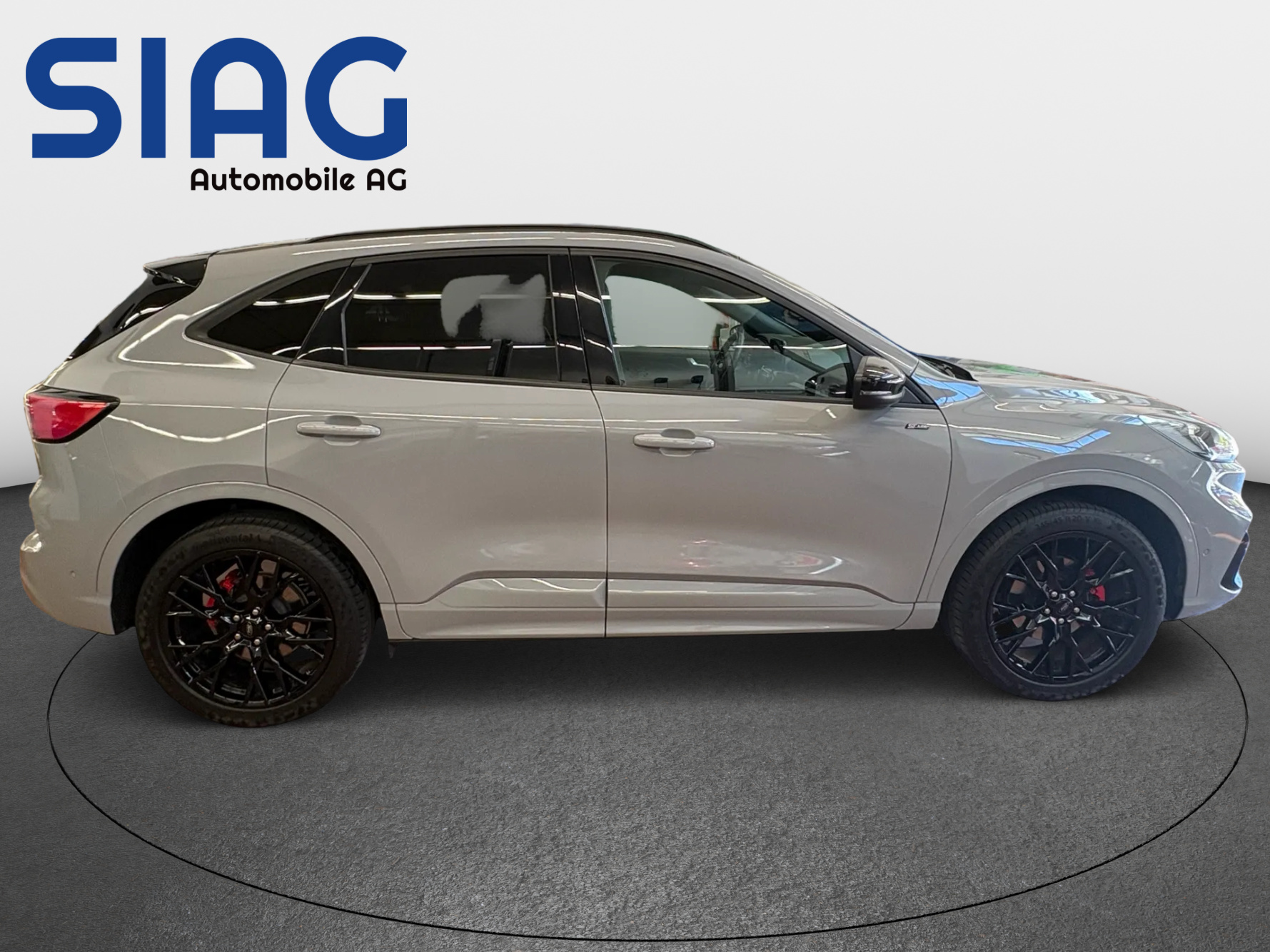 FORD Kuga 2.5 Plug-in Hybrid Graphite Tech Edition-image-1