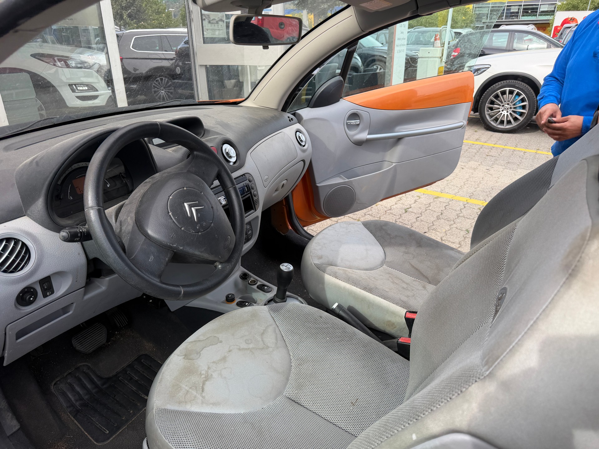 CITROEN C3 Pluriel 1.6i 16V-image-6