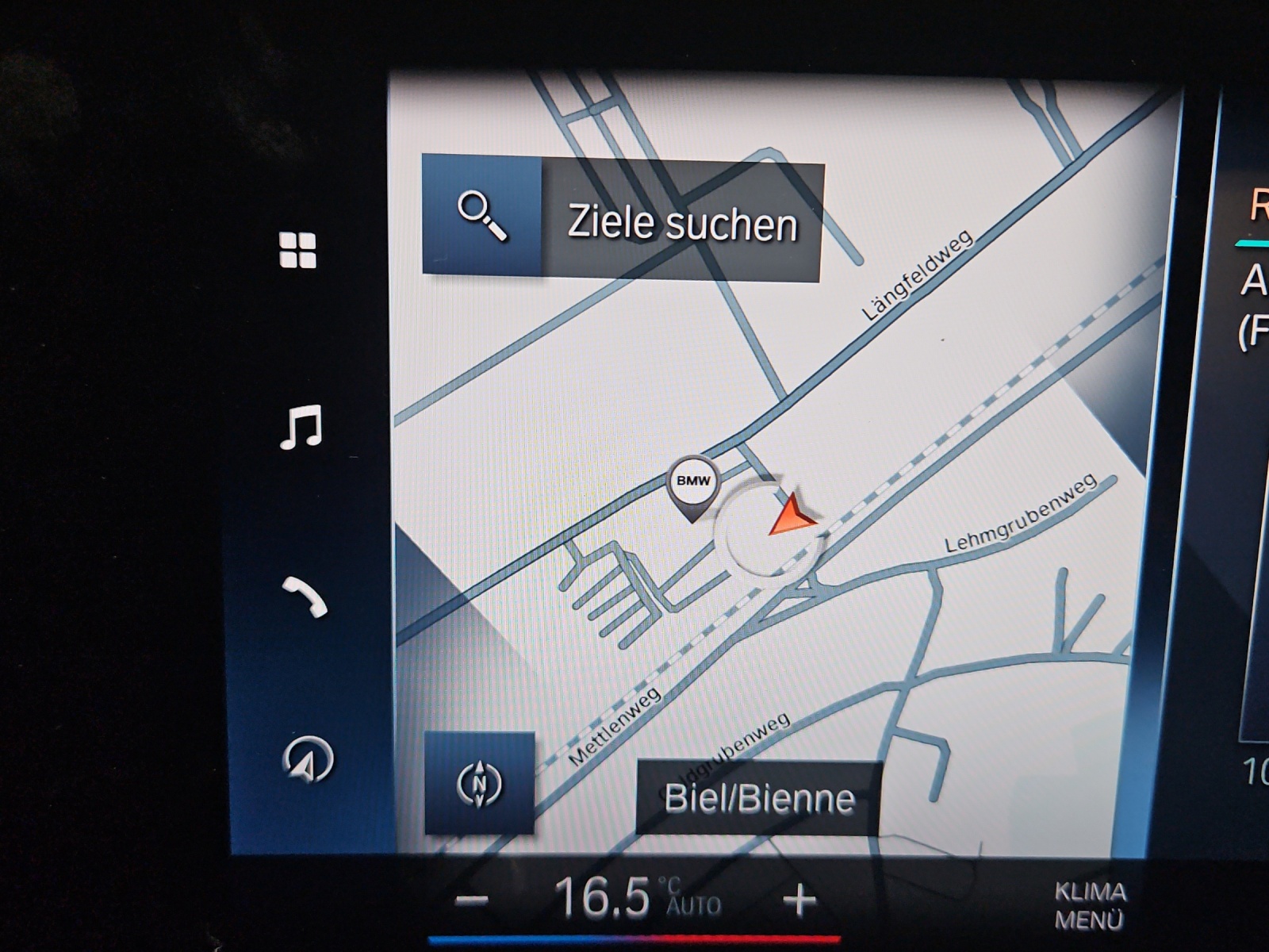 BMW X1 xDrive 23i M Sport 48V-image-18