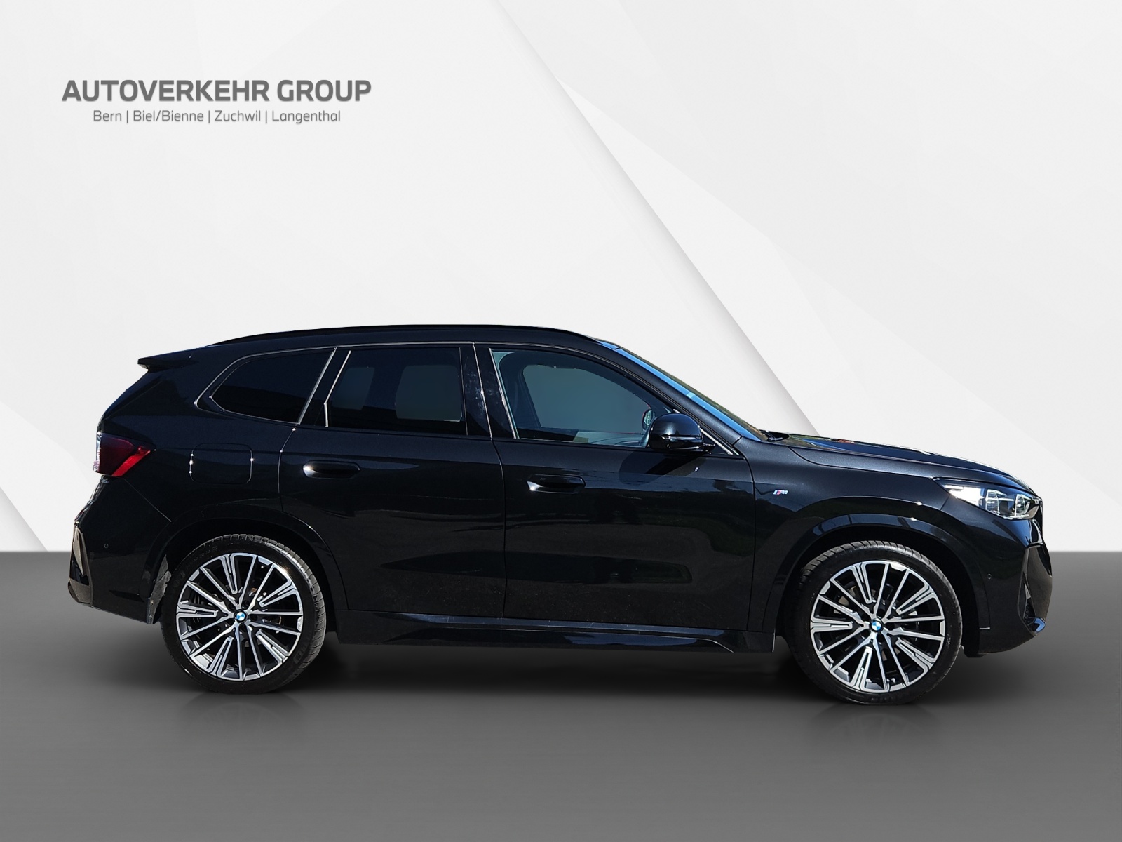 BMW X1 xDrive 23i M Sport 48V-image-6