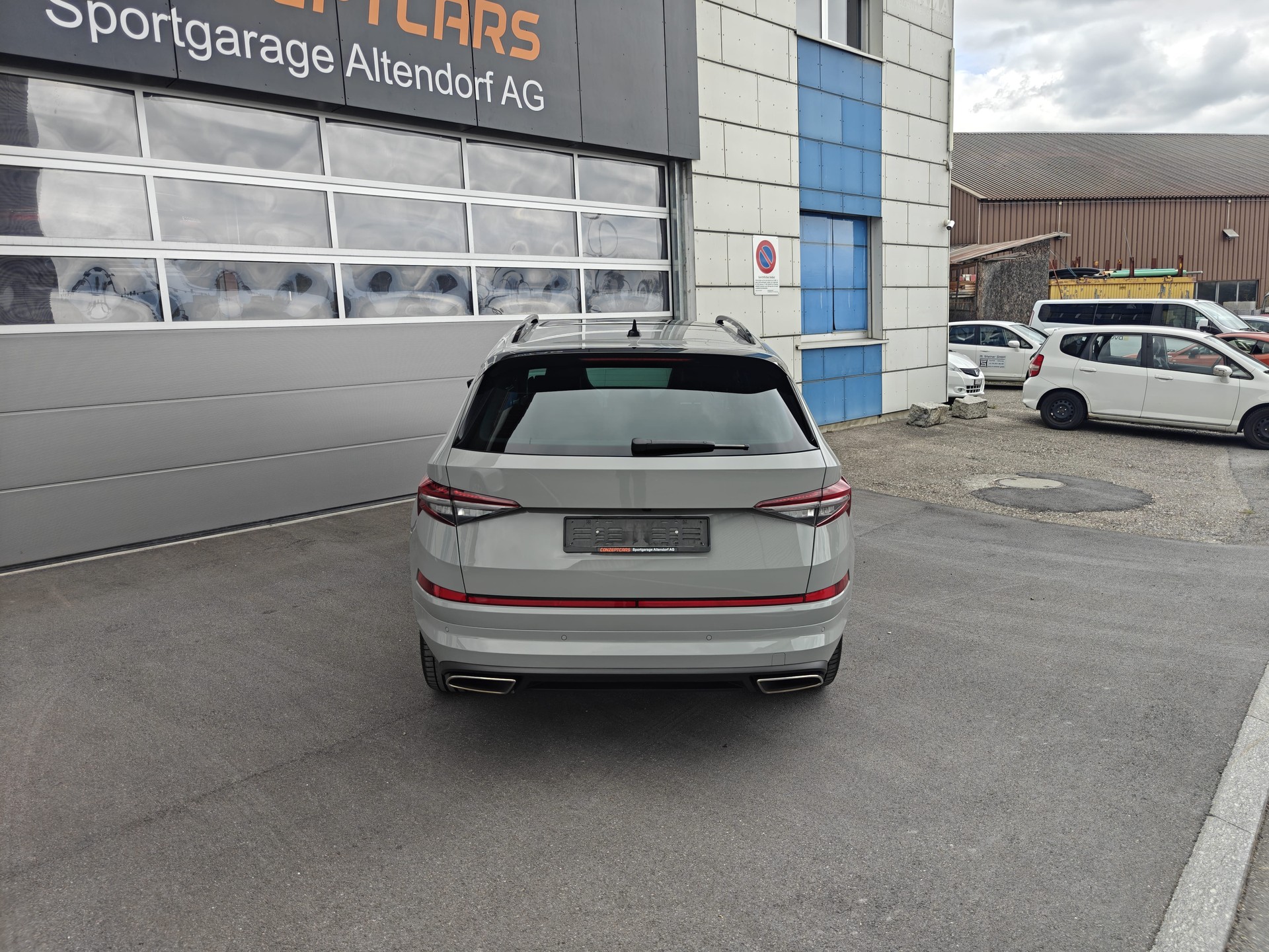 SKODA Kodiaq 2.0 TSI 4x4 RS-image-3