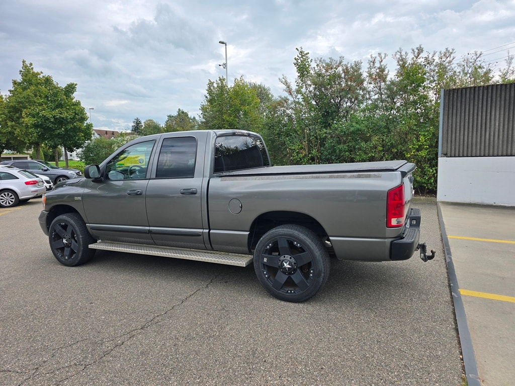 DODGE 1500 5.7 V8 Laramie-image-3