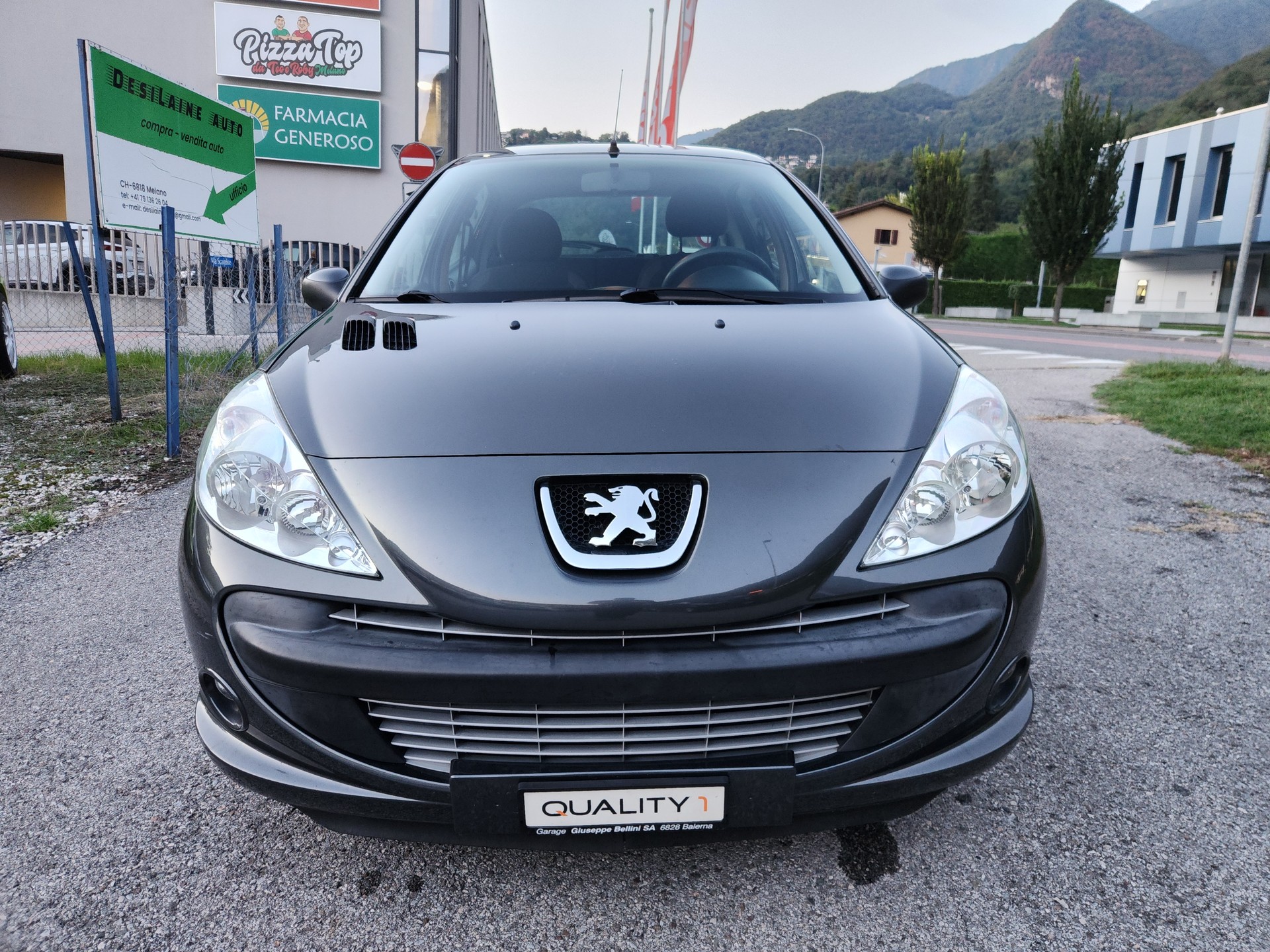 PEUGEOT 206+ 1.4 Trendy-image-0