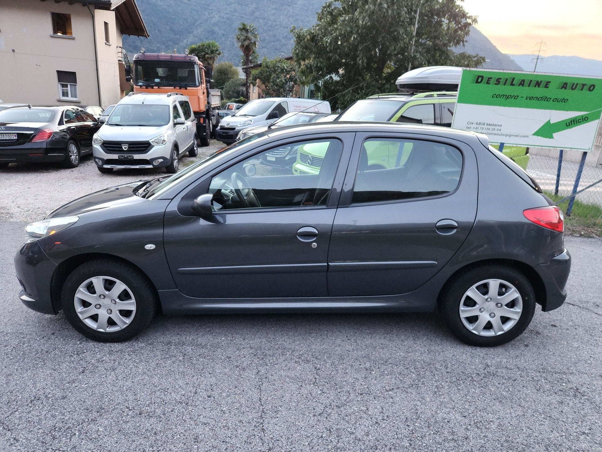 PEUGEOT 206+ 1.4 Trendy-image-4