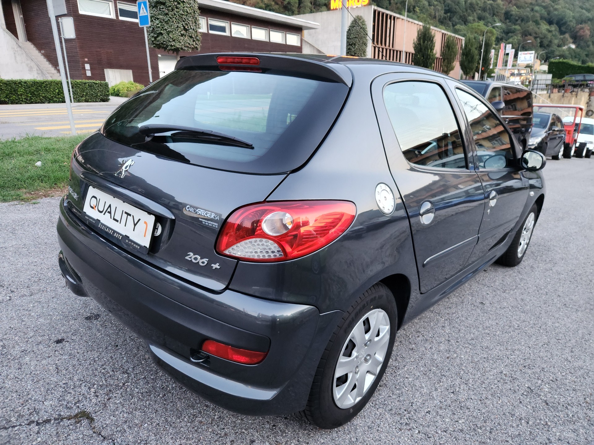 PEUGEOT 206+ 1.4 Trendy-image-6