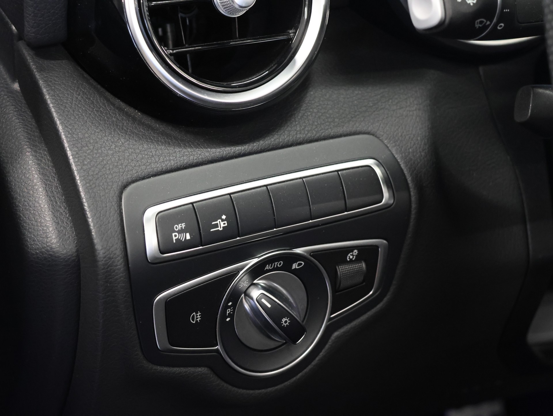 MERCEDES-BENZ C 43 Cabriolet AMG 4Matic 9G-Tronic *SPORT-ABGASANLAGE*-image-14