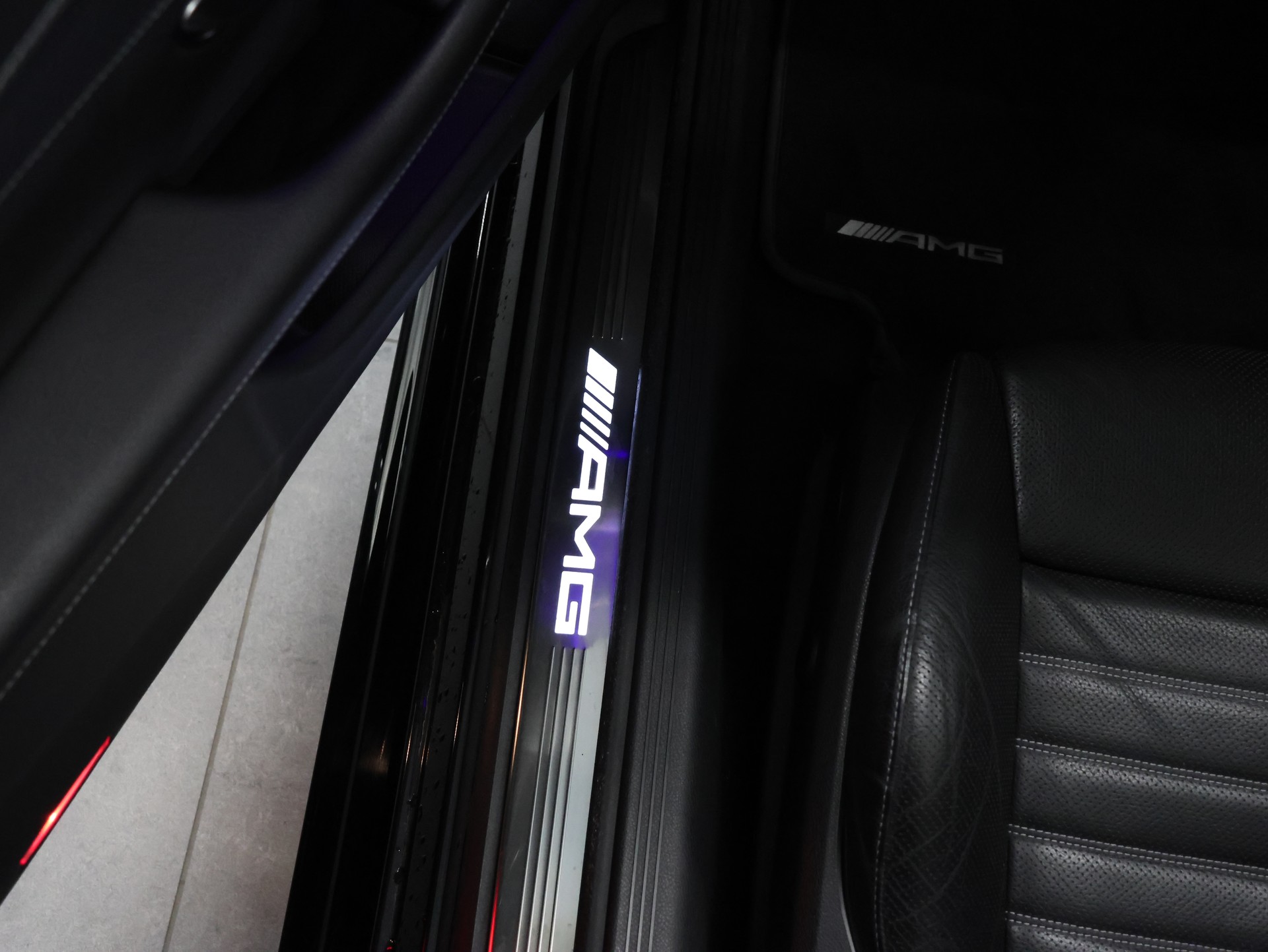 MERCEDES-BENZ C 43 Cabriolet AMG 4Matic 9G-Tronic *SPORT-ABGASANLAGE*-image-13