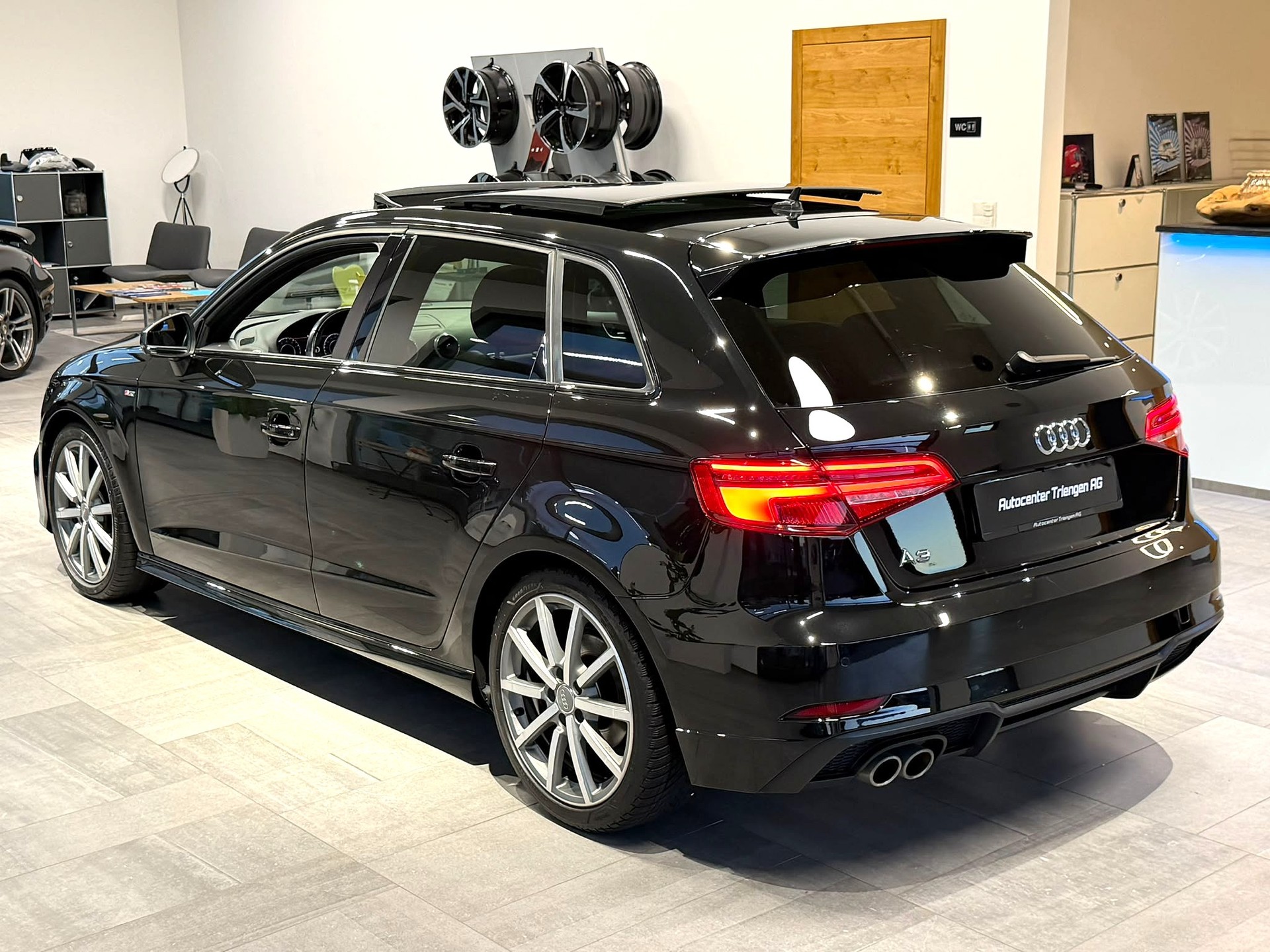 AUDI A3 Sportback 35 TFSI Sport S-tronic-image-15