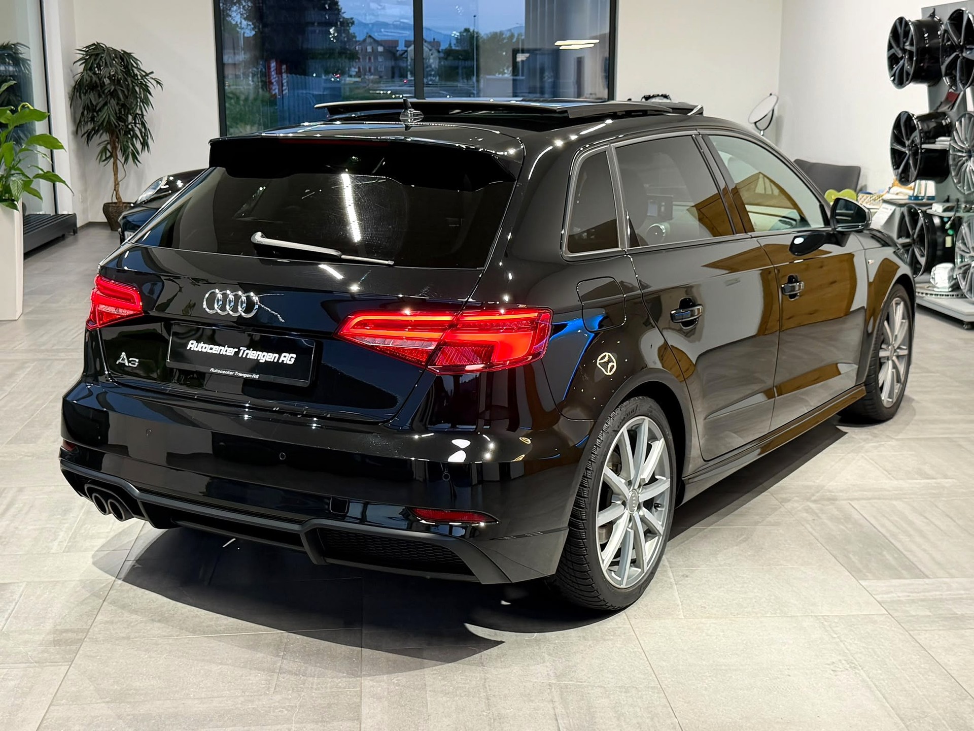 AUDI A3 Sportback 35 TFSI Sport S-tronic-image-8