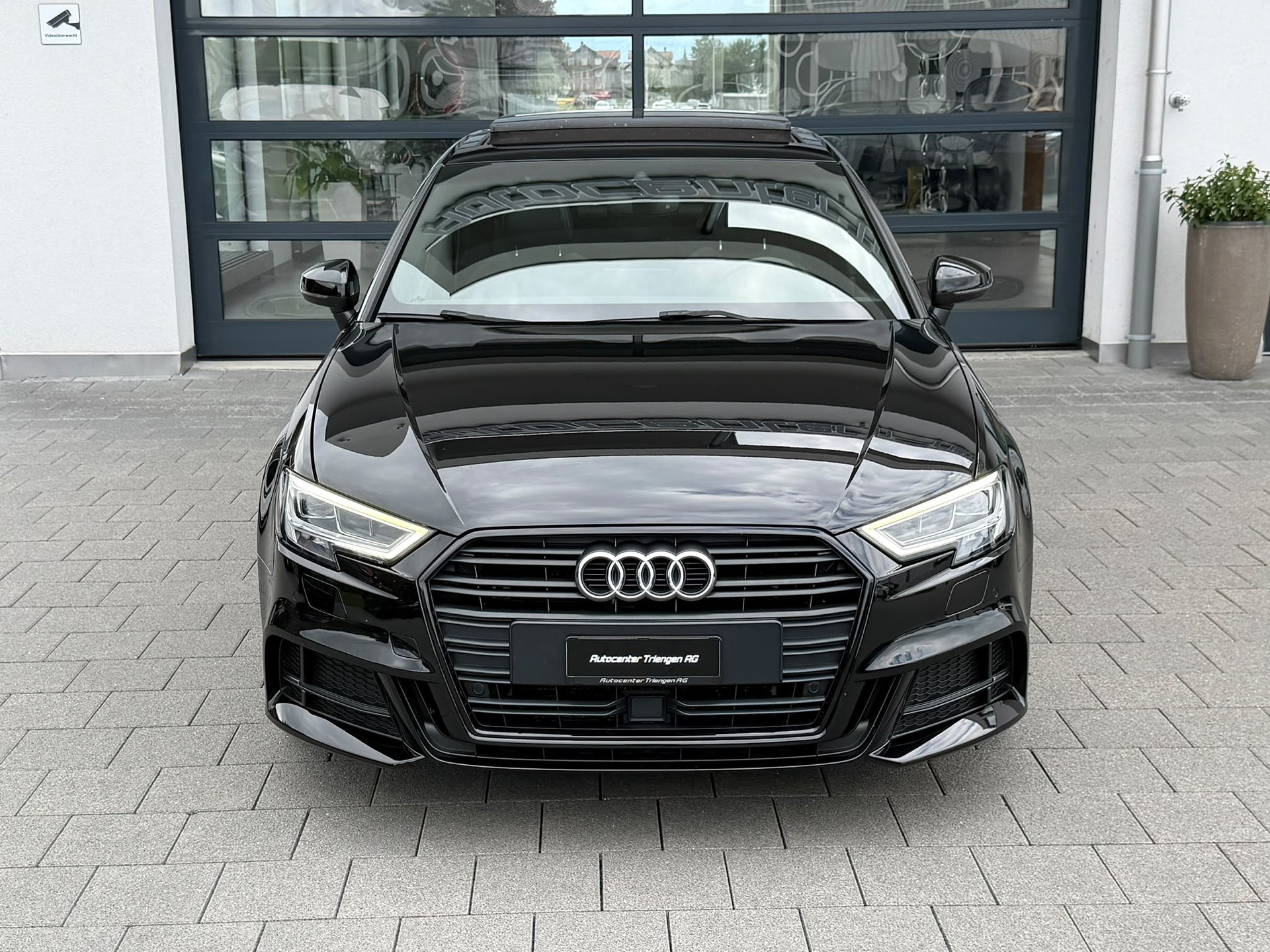 AUDI A3 Sportback 35 TFSI Sport S-tronic-image-2