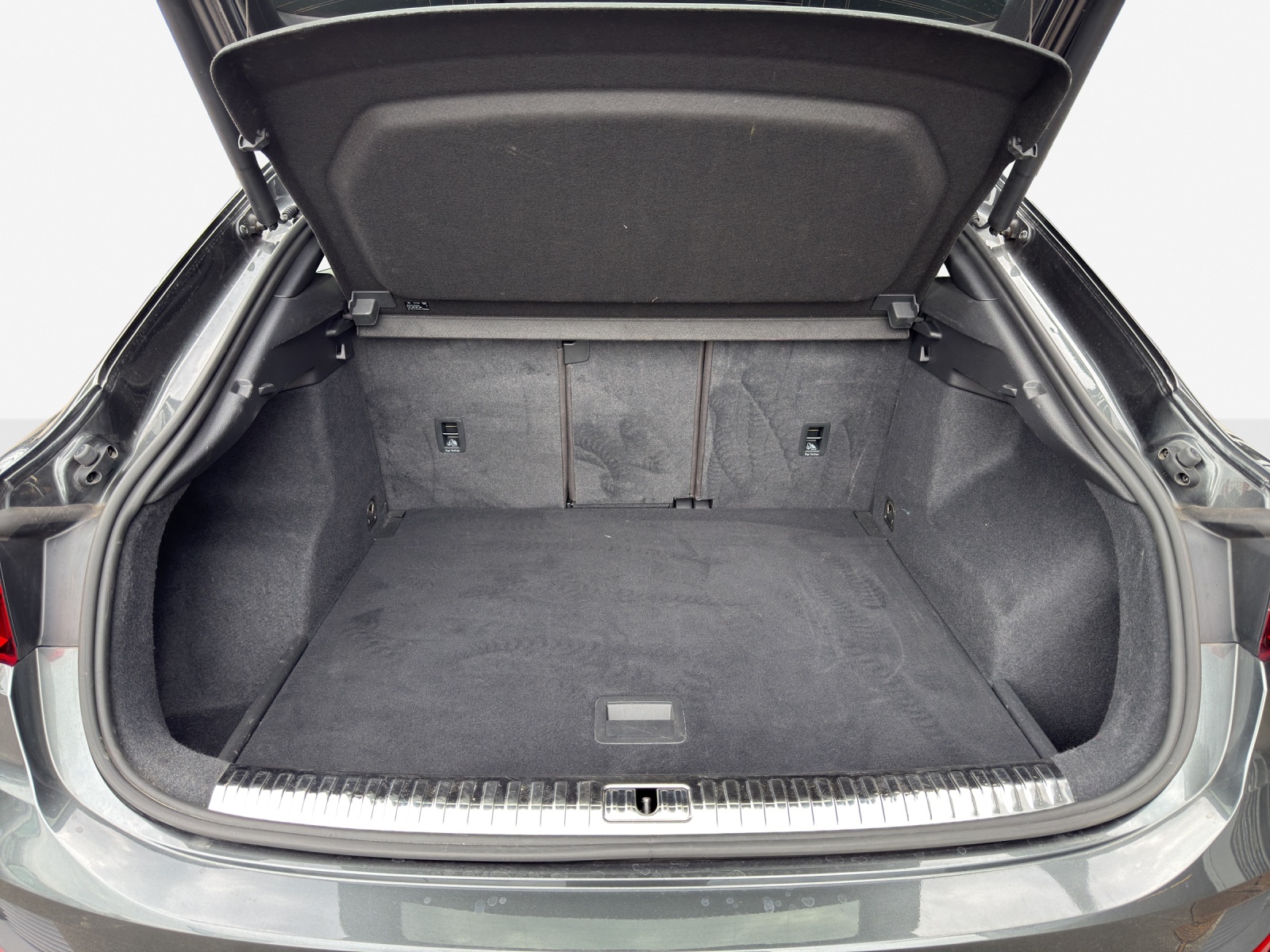 AUDI Q3 Sportback 35 TFSI S line Attraction S-tronic-image-12