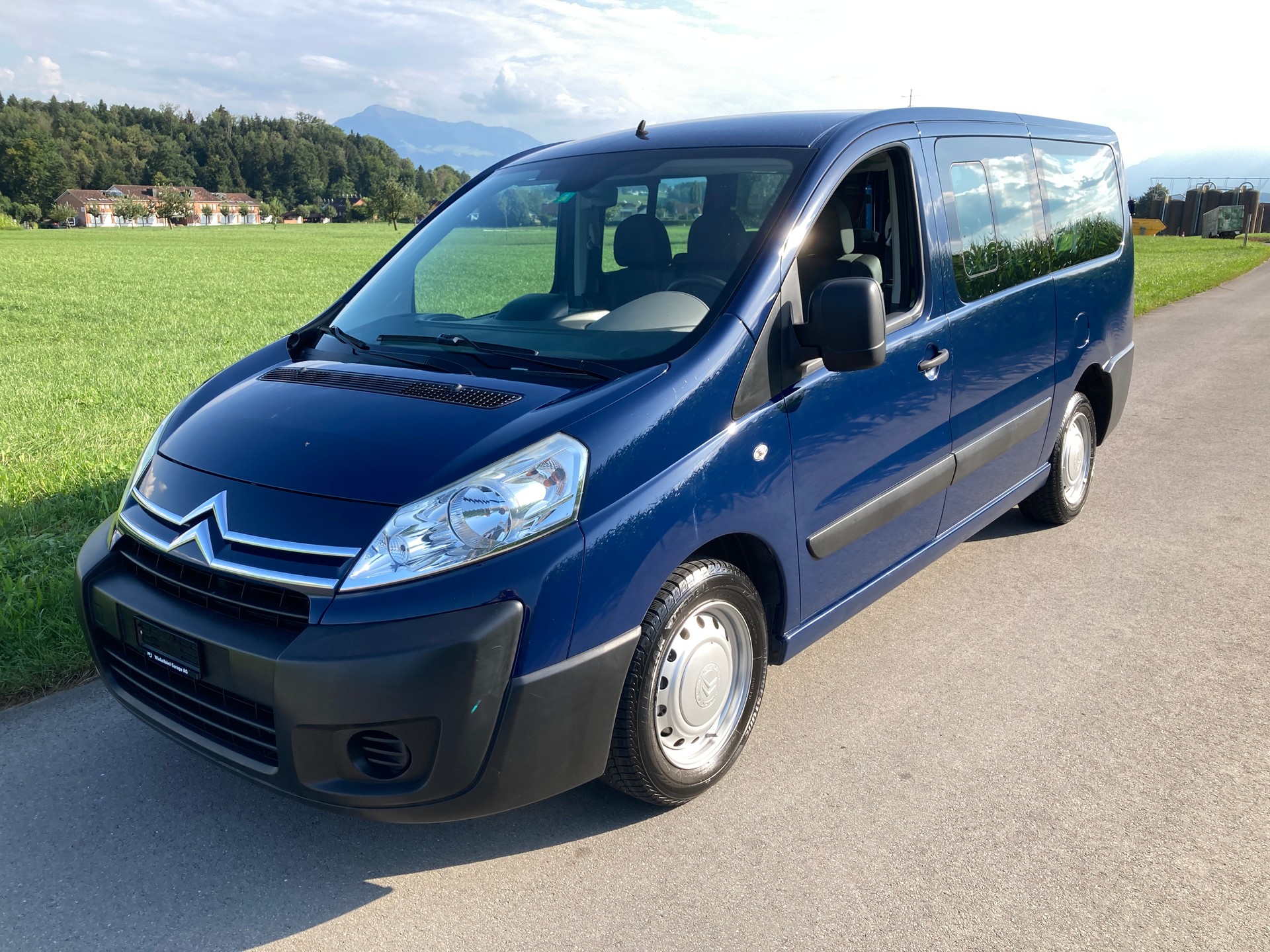 CITROEN Jumpy 2.0 HDi L2H1 Attraction 9 Plätzer-image-0
