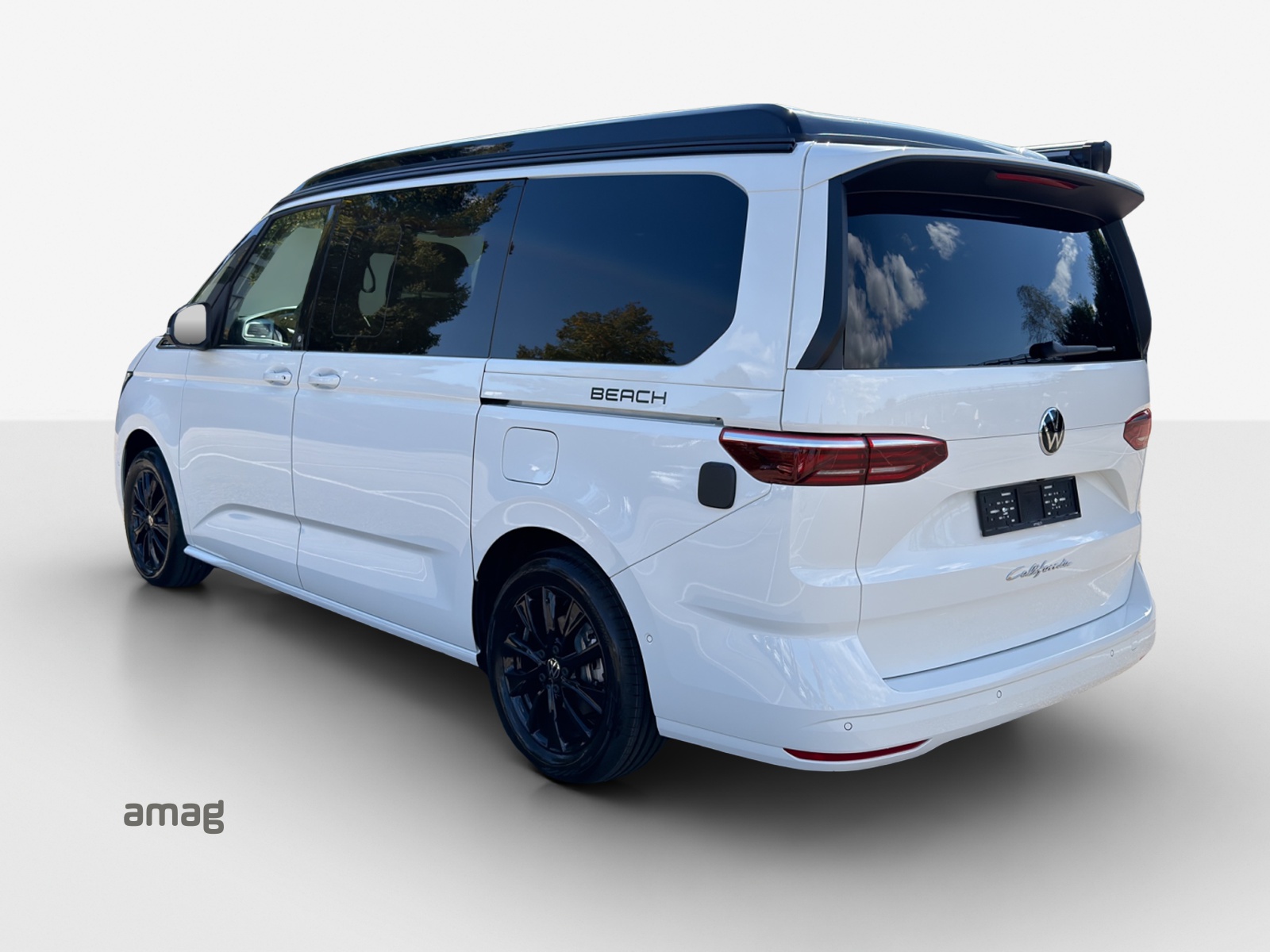 VW California 2.0 TDI Beach Tour-showroom-element-2