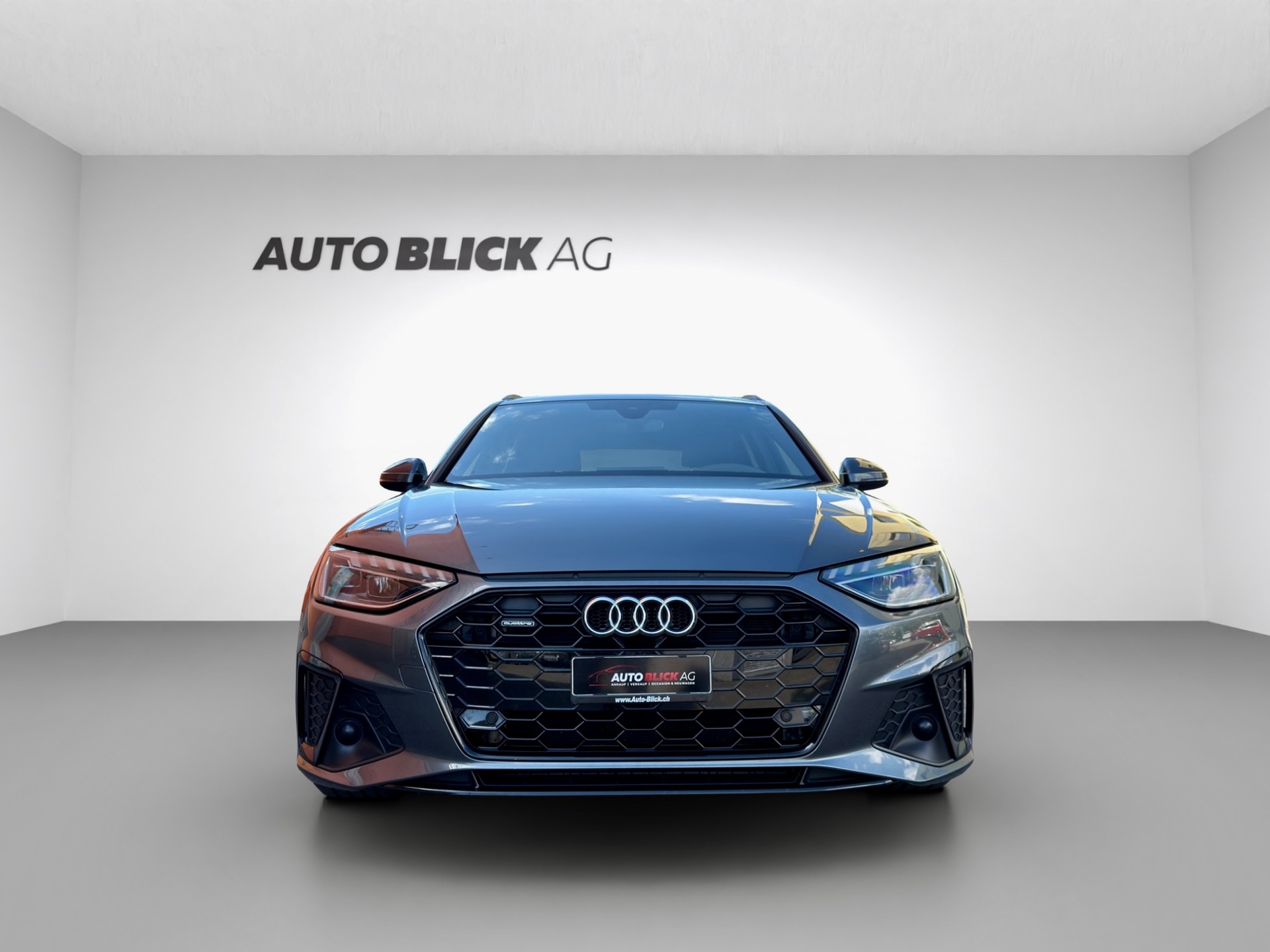 AUDI A4 Avant 40 TDI S line Attraction quattro S-tronic-image-2
