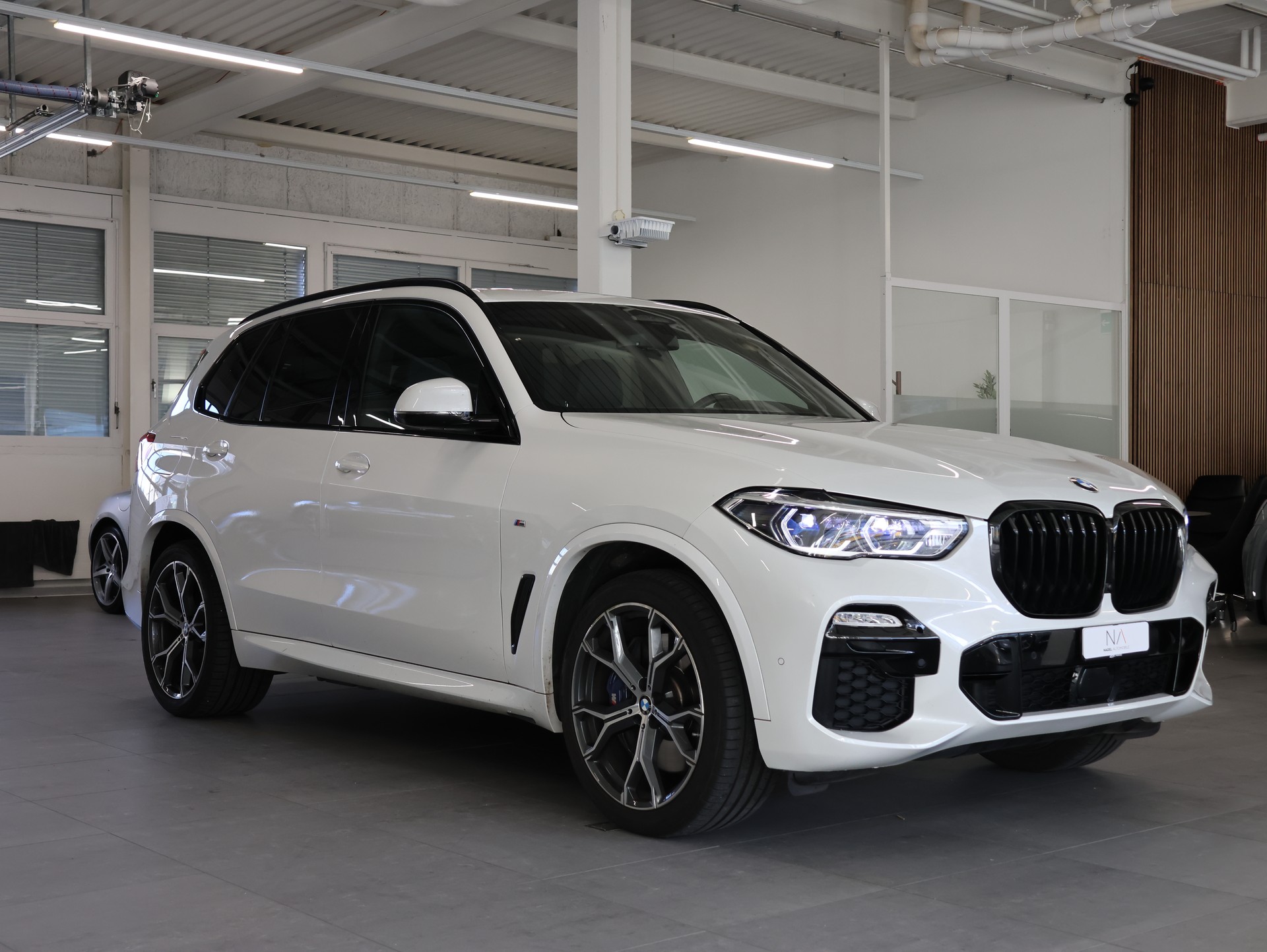 BMW X5 xDrive45e M Sport Steptronic *MASSAGESITZE*-image-1