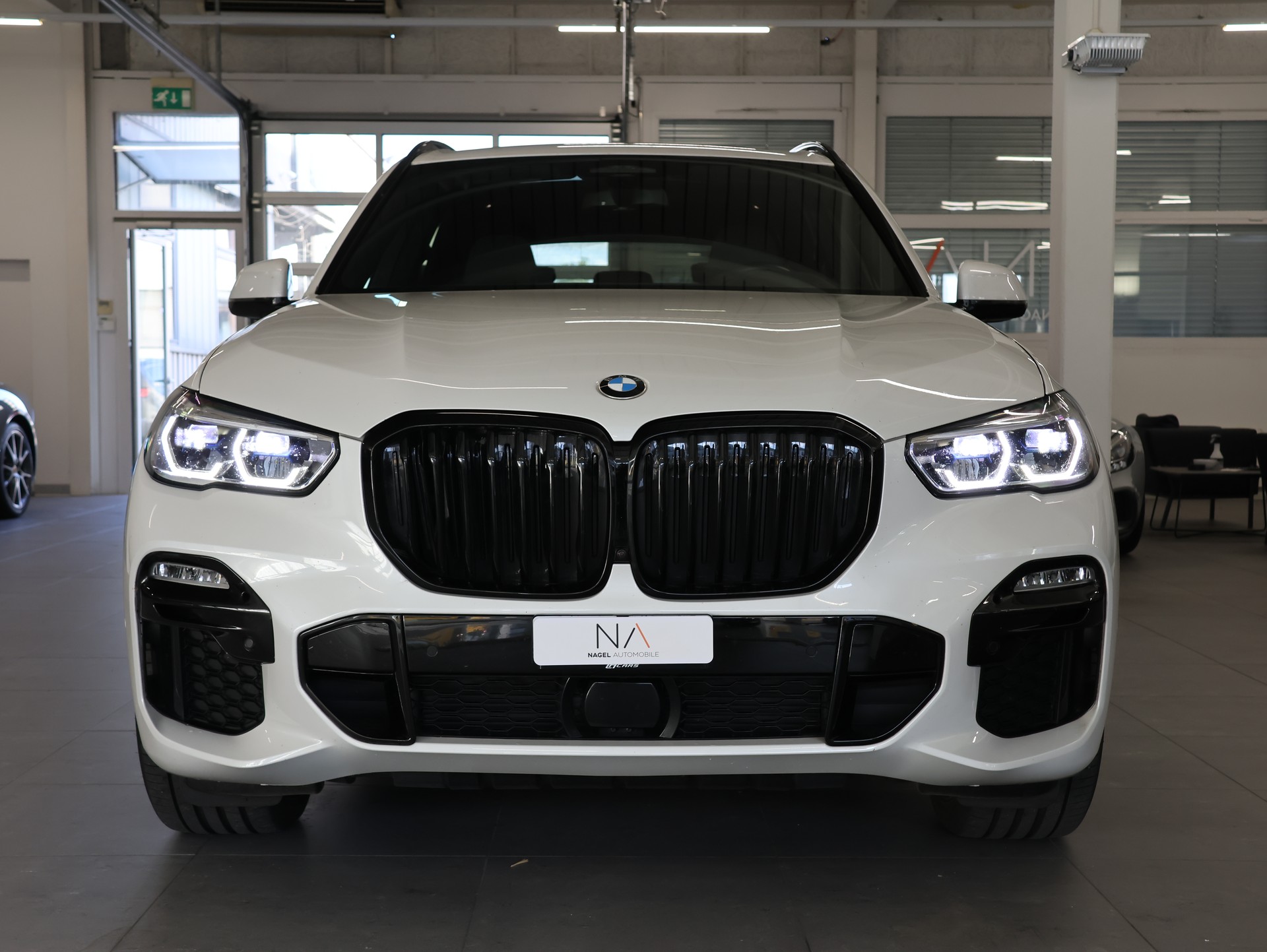 BMW X5 xDrive45e M Sport Steptronic *MASSAGESITZE*-image-2