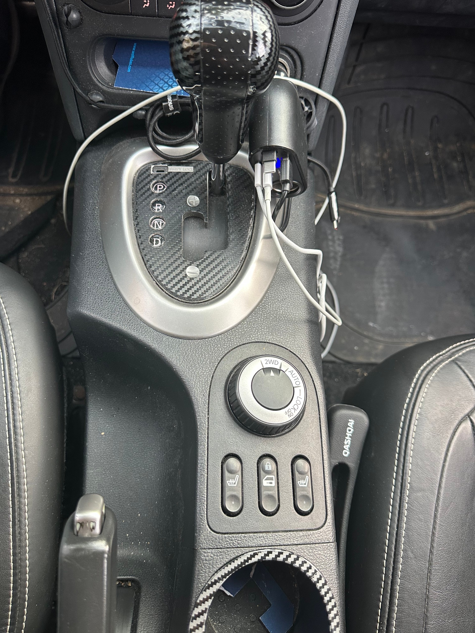 NISSAN QASHQAI-image-5