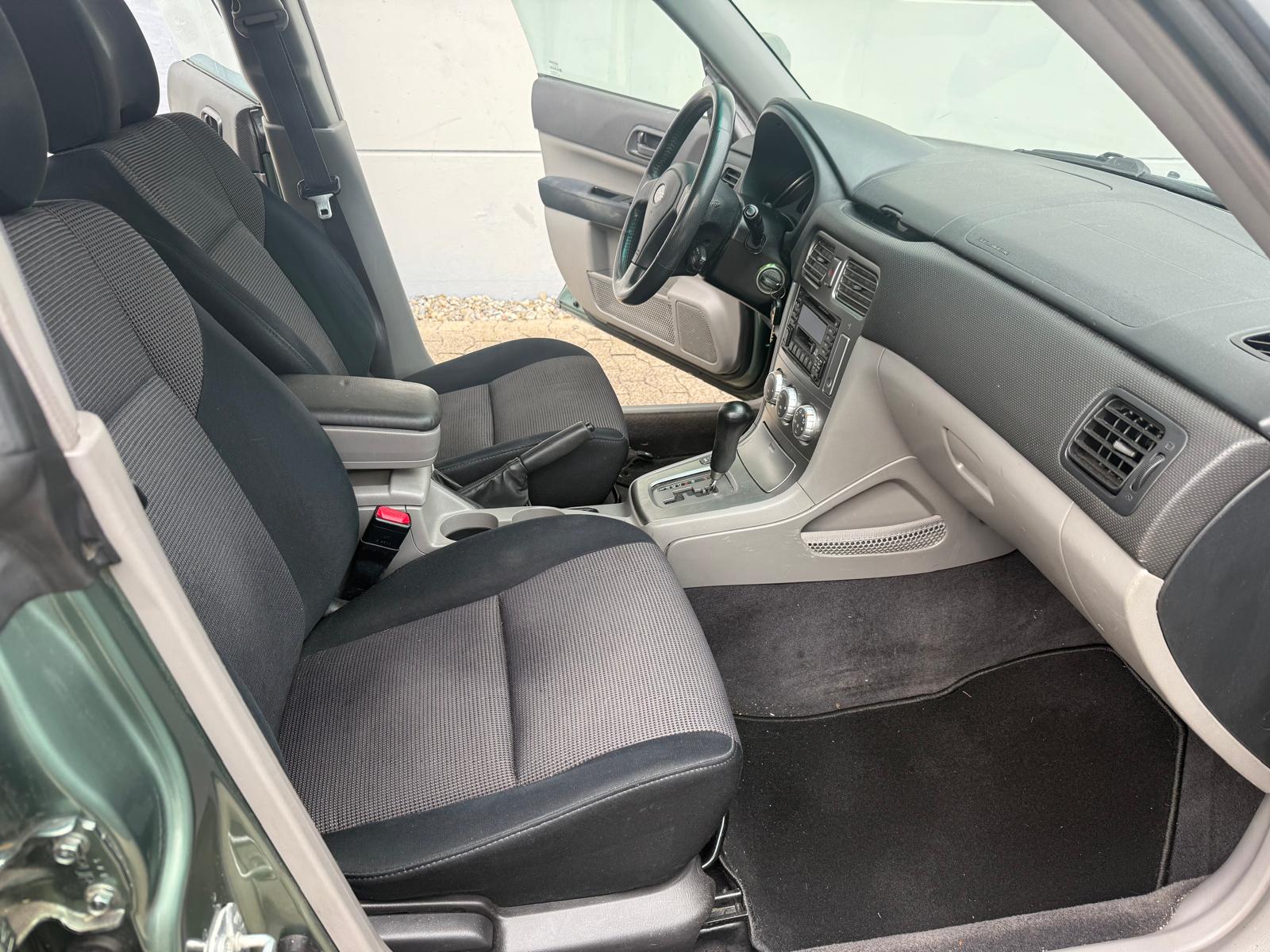 SUBARU Forester 2.0X (Swiss)-image-8