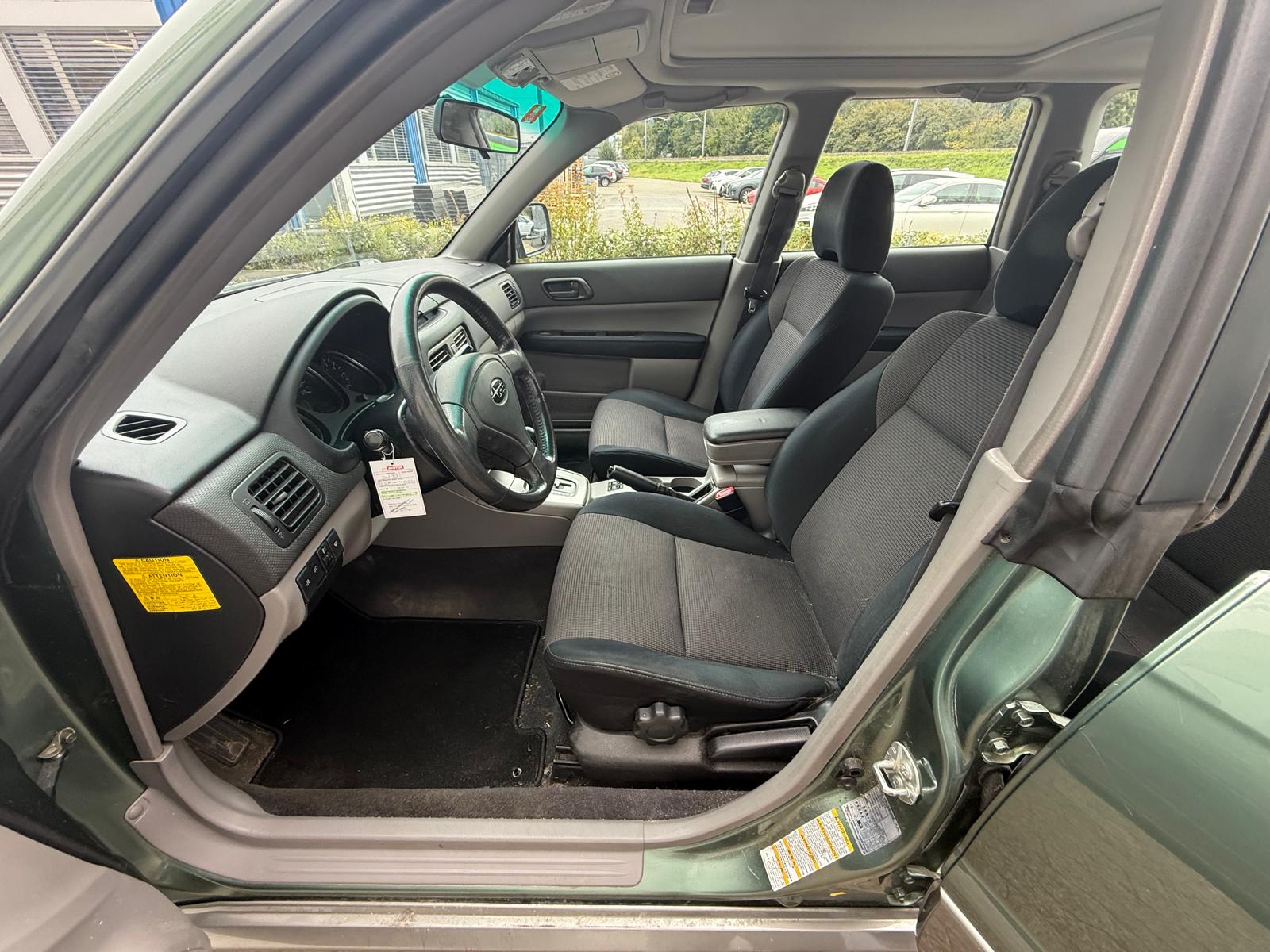 SUBARU Forester 2.0X (Swiss)-image-10