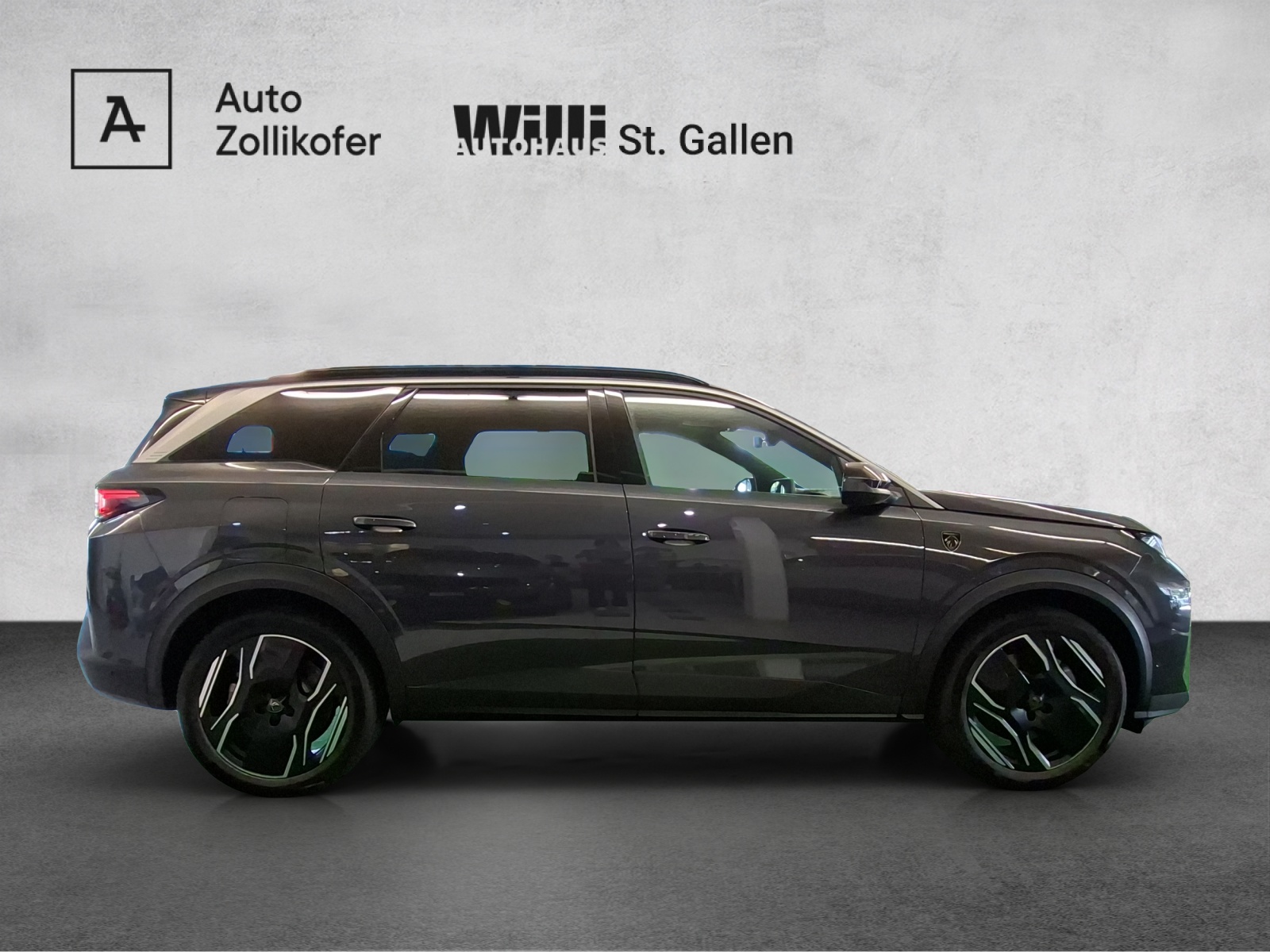 PEUGEOT 5008 1.6 PHEV 225 GT Exclusive-image-3