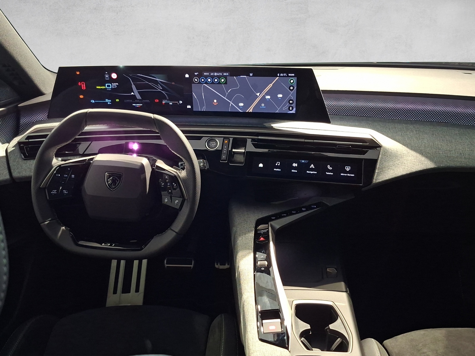 PEUGEOT 5008 1.6 PHEV 225 GT Exclusive-image-8