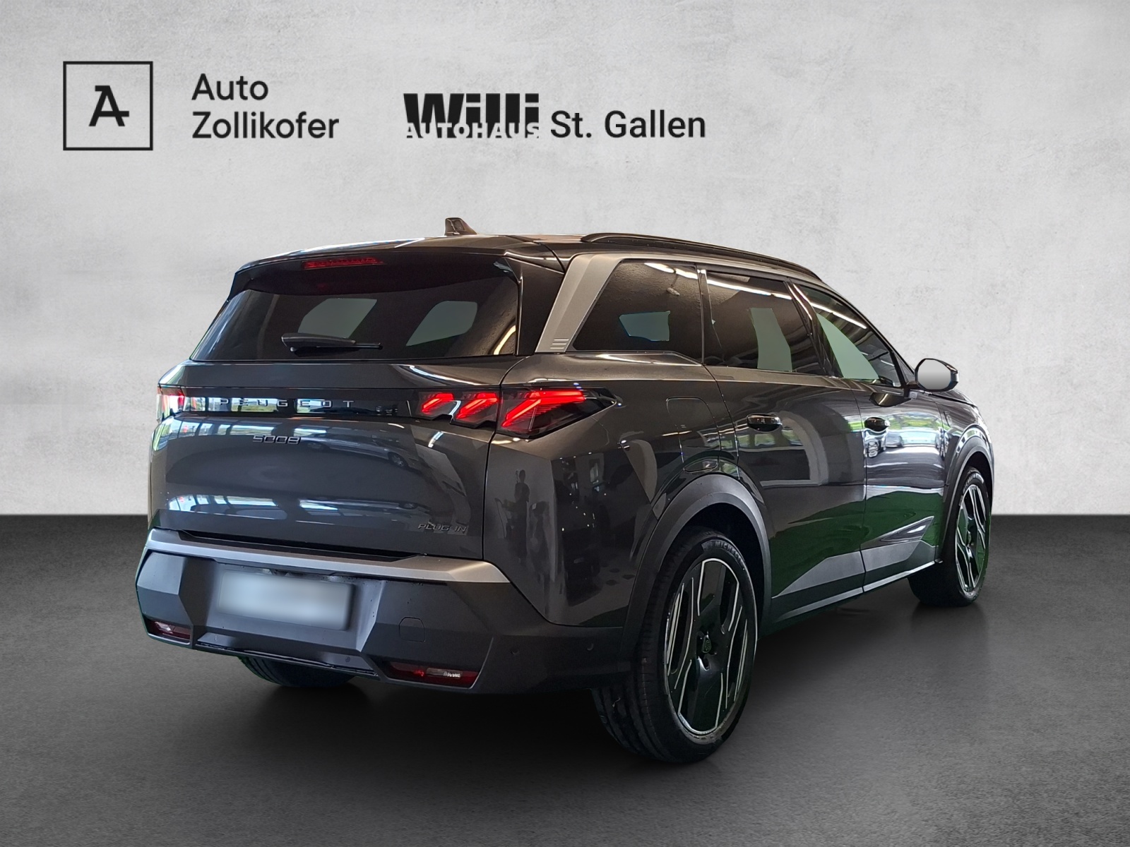 PEUGEOT 5008 1.6 PHEV 225 GT Exclusive-image-6
