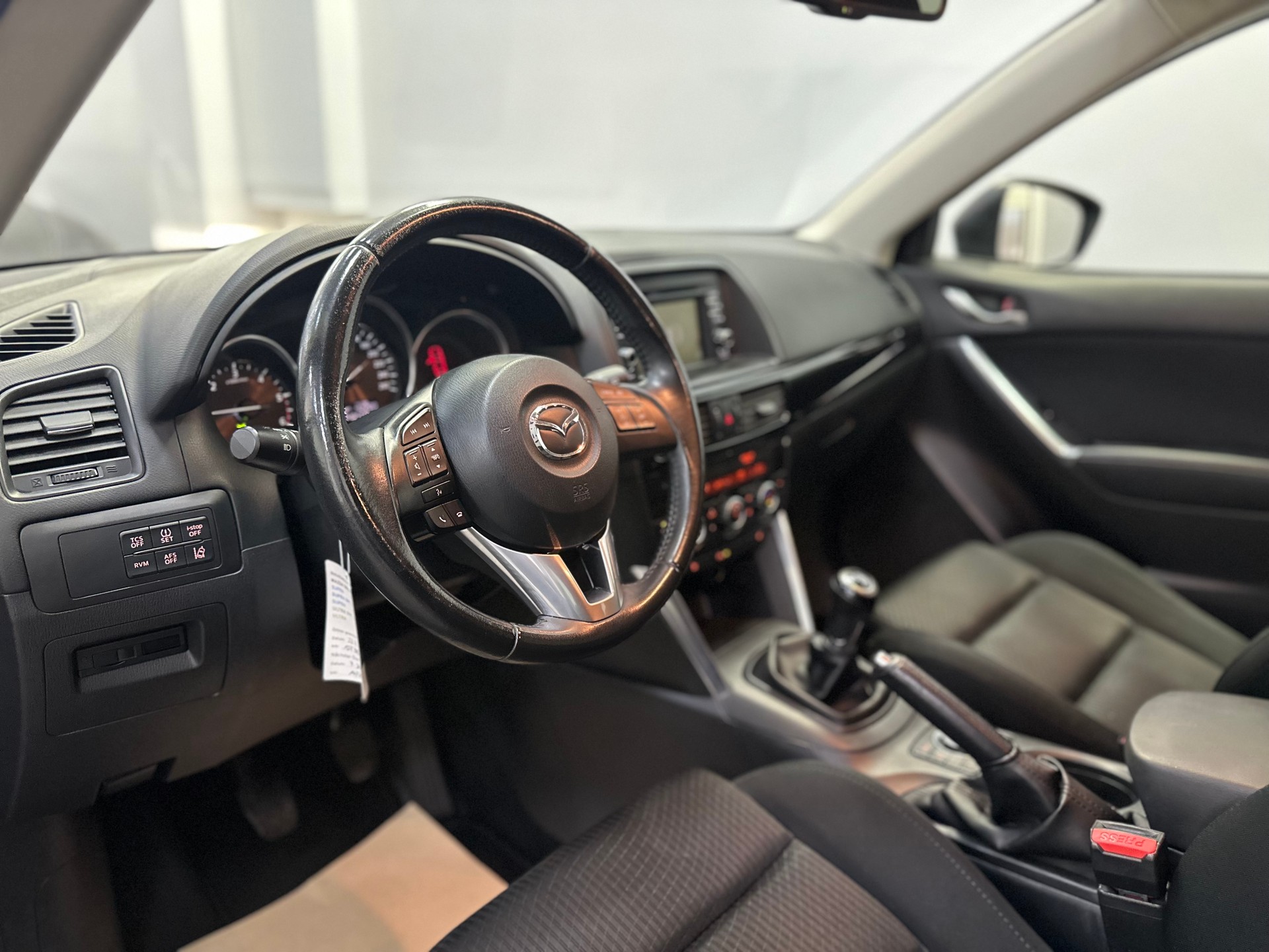MAZDA CX-5 2.2 D Revolution AWD-image-7