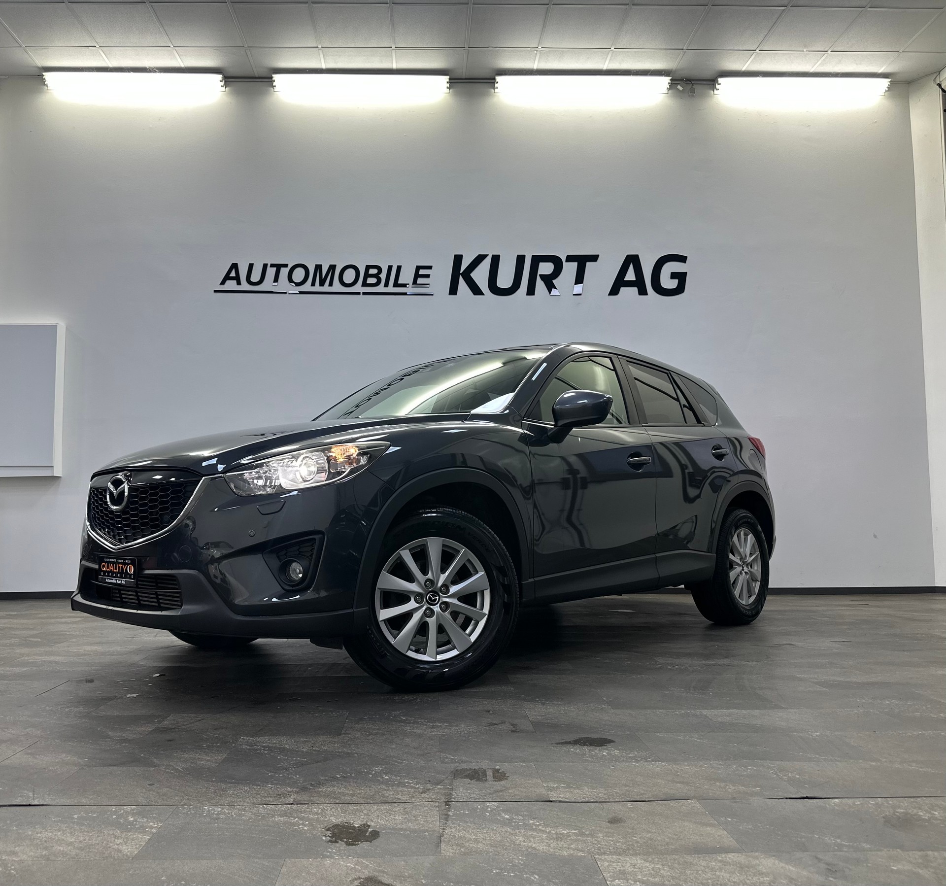 MAZDA CX-5 2.2 D Revolution AWD-image-1