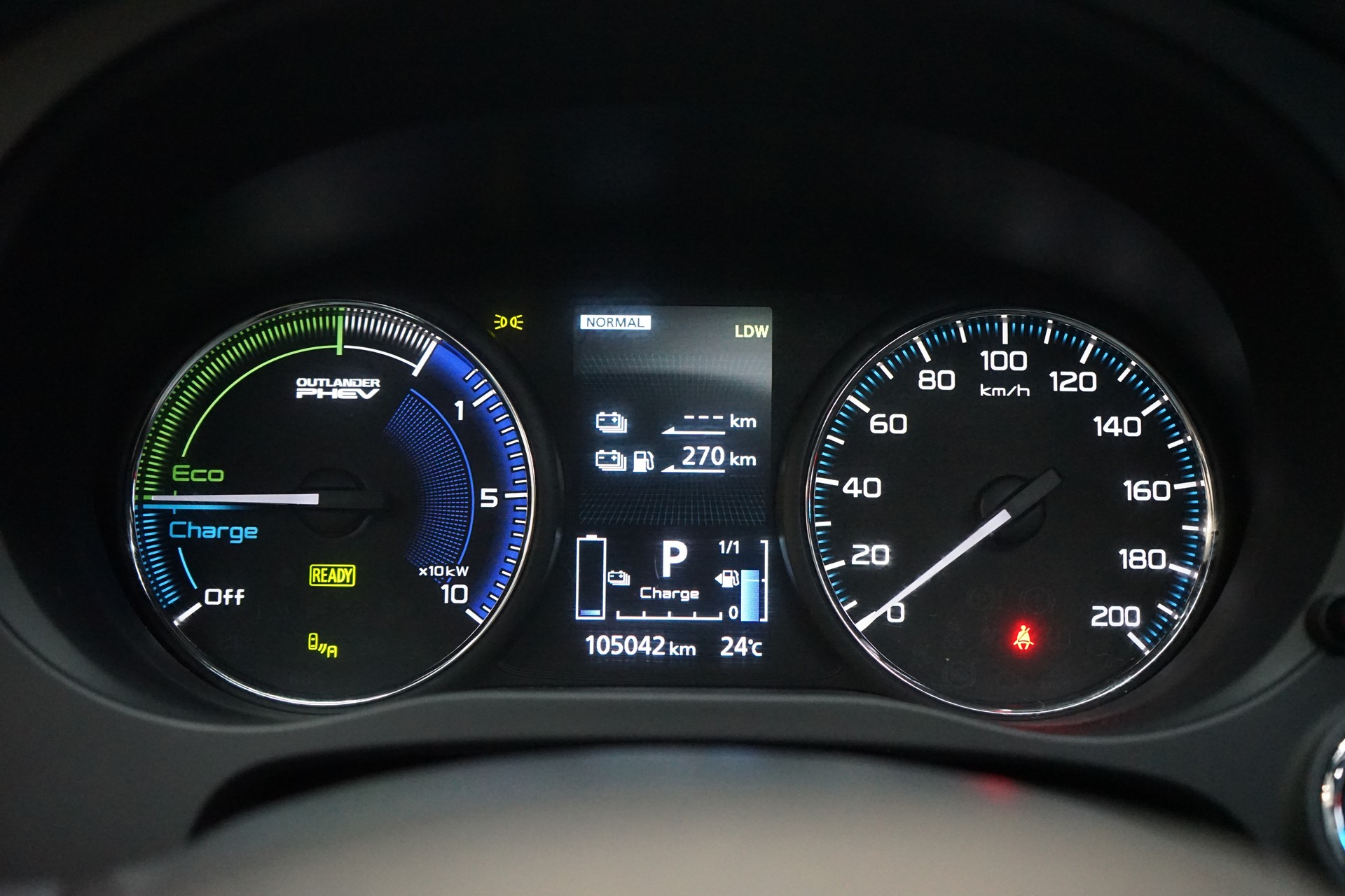 MITSUBISHI Outlander 2.4 PHEV Style 4WD Automatic-image-10