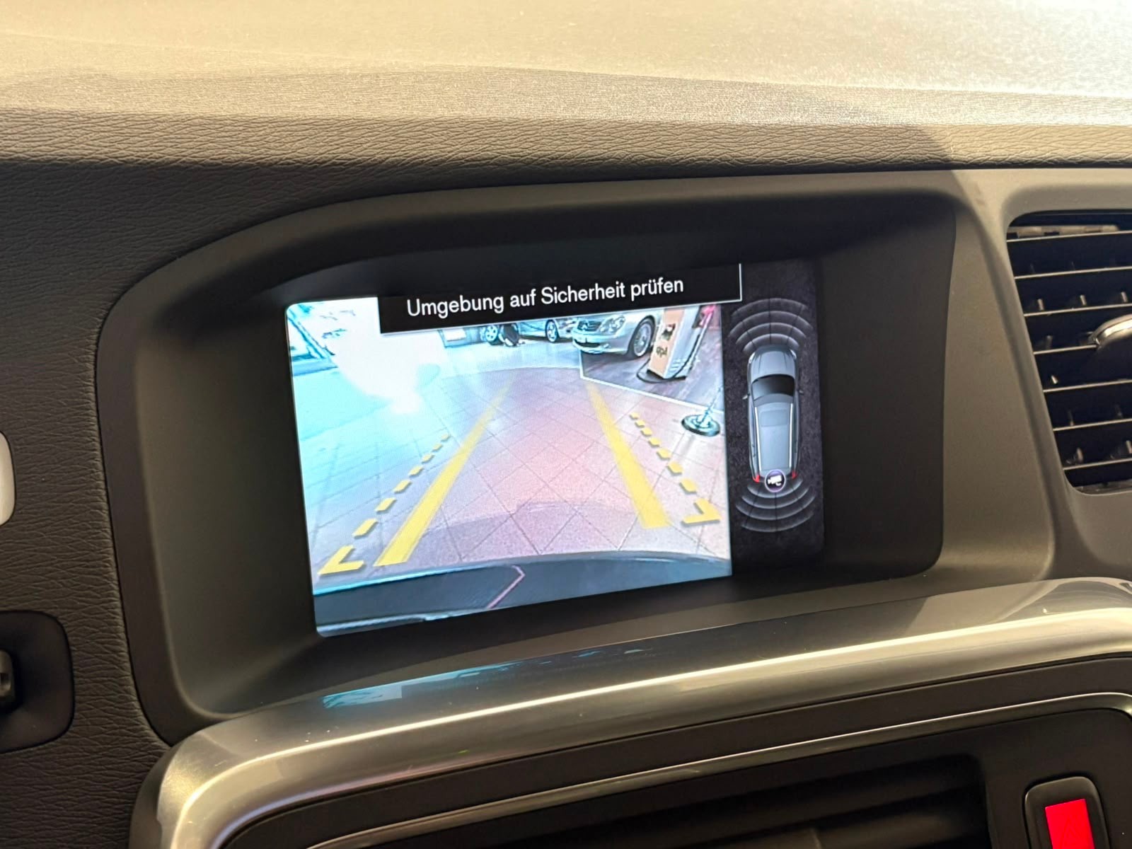 VOLVO V60 T6 AWD Summum Geartronic Automat 304 PS-image-8