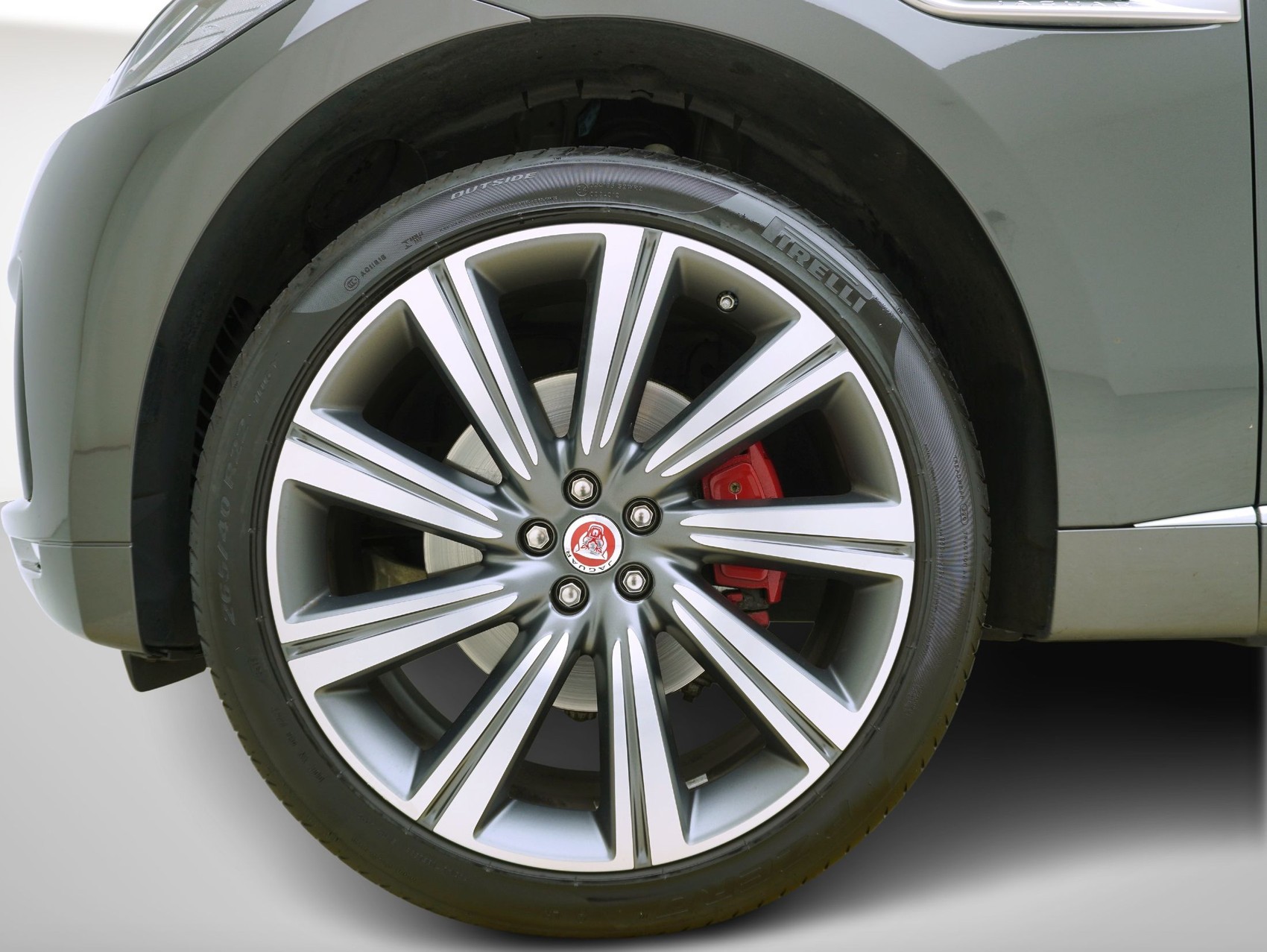 JAGUAR F-Pace 3.0 V6 S/C S AWD-image-6