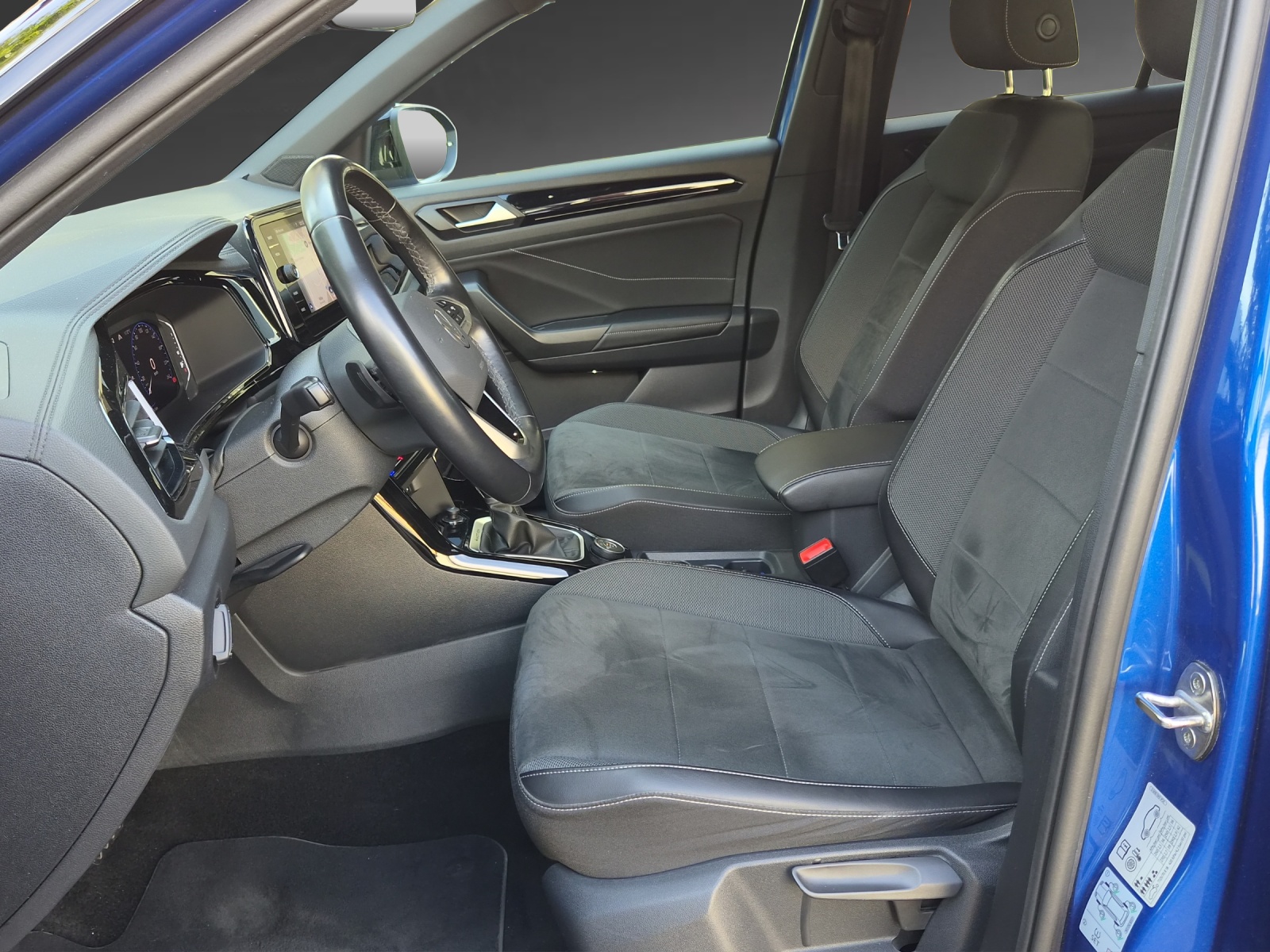 VW T-Roc 2.0 TSI Style DSG 4Motion-image-5