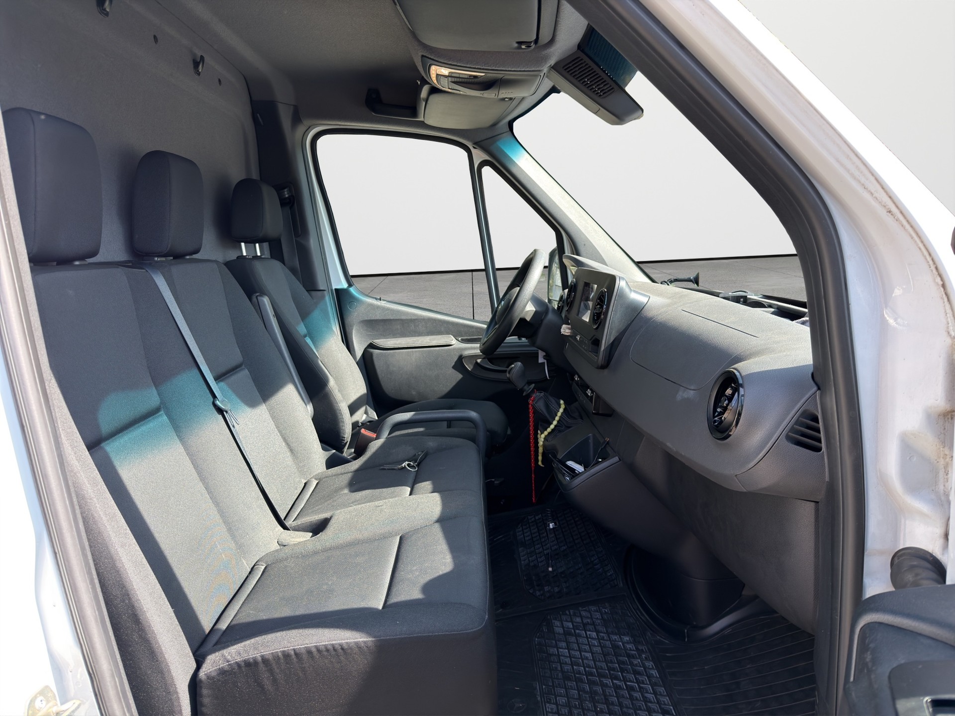 MERCEDES-BENZ Sprinter 314 CDI Worker Standard-image-11