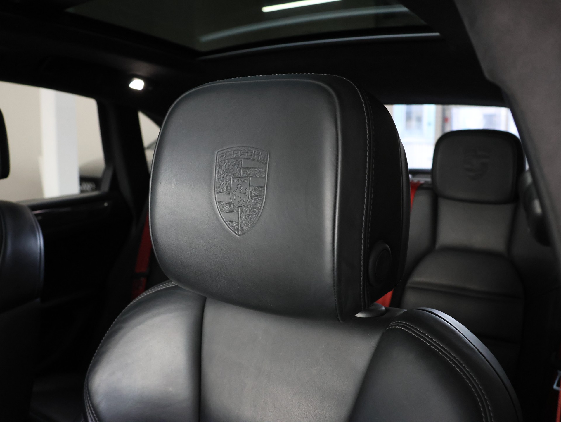 PORSCHE Macan Turbo PDK *SPORT-CHRONO*-image-17