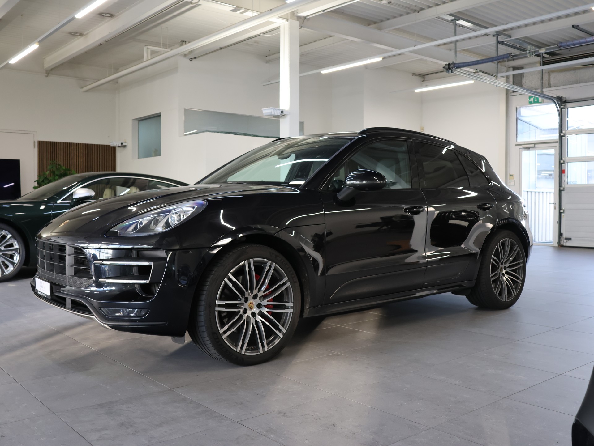 PORSCHE Macan Turbo PDK *SPORT-CHRONO*-image-3
