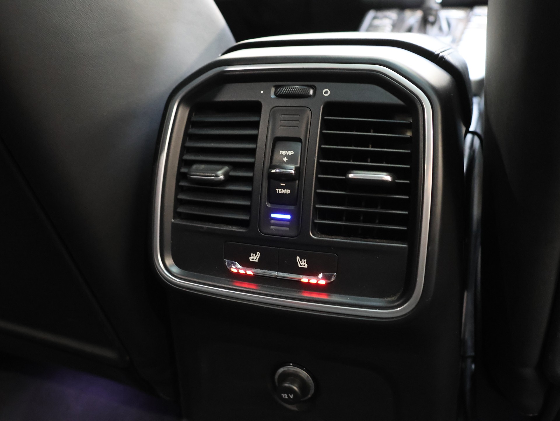 PORSCHE Macan Turbo PDK *SPORT-CHRONO*-image-22