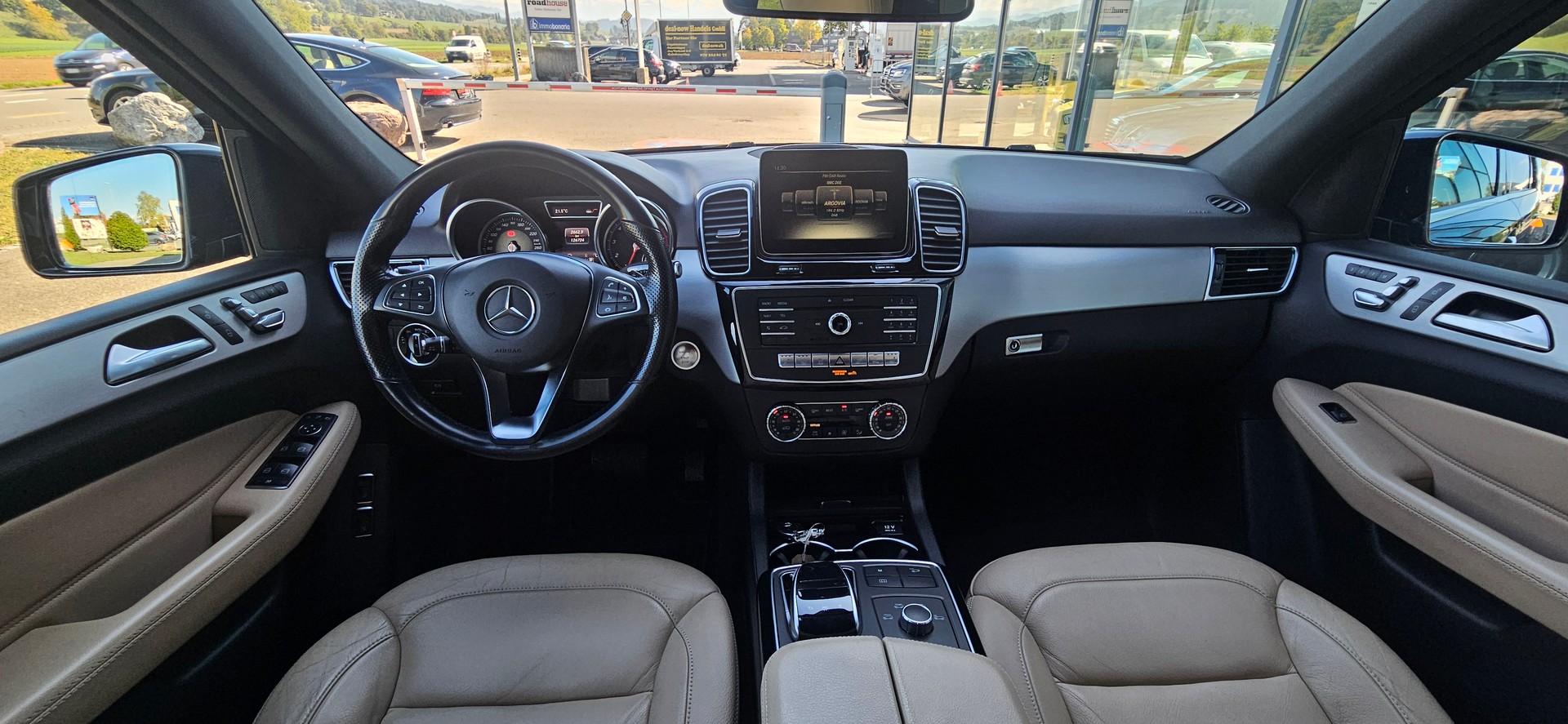 MERCEDES-BENZ GLE 500 e 4Matic 7G-Tronic-image-7