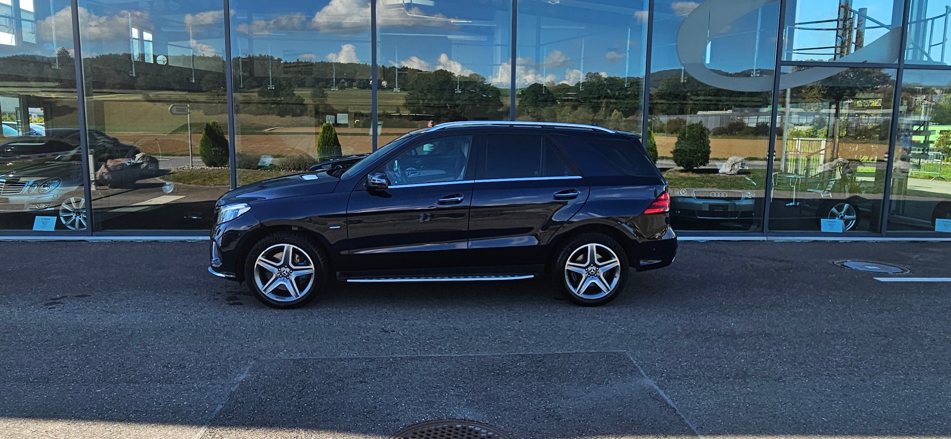 MERCEDES-BENZ GLE 500 e 4Matic 7G-Tronic-image-3