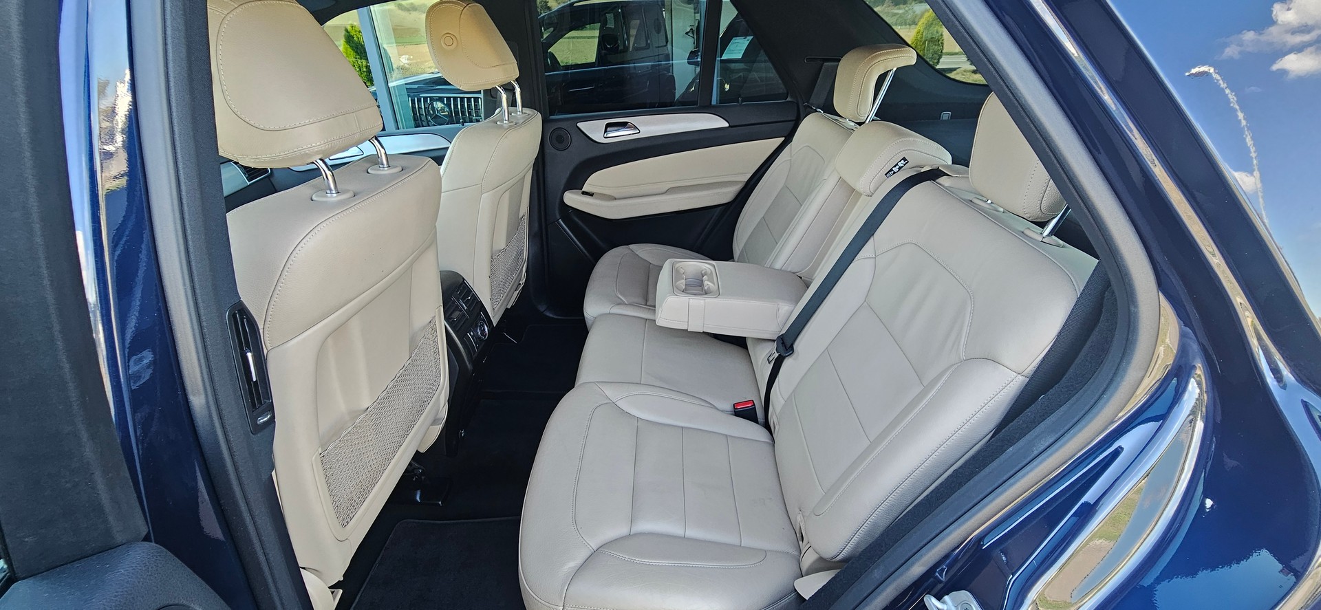 MERCEDES-BENZ GLE 500 e 4Matic 7G-Tronic-image-10