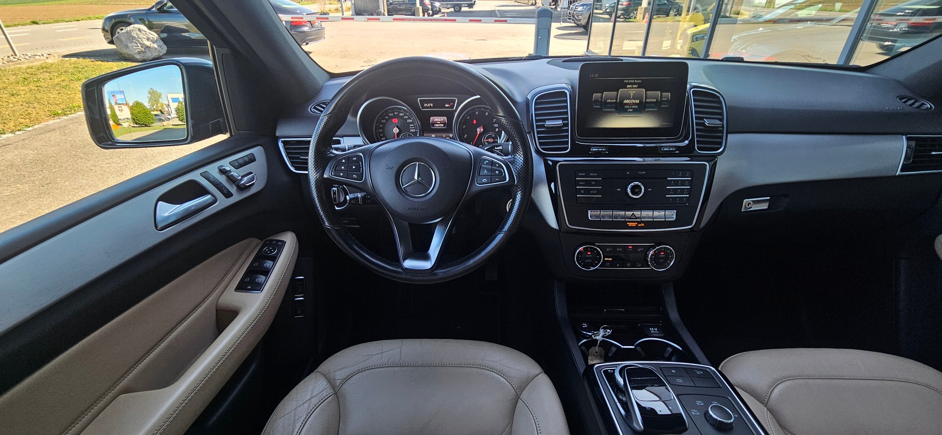 MERCEDES-BENZ GLE 500 e 4Matic 7G-Tronic-image-8