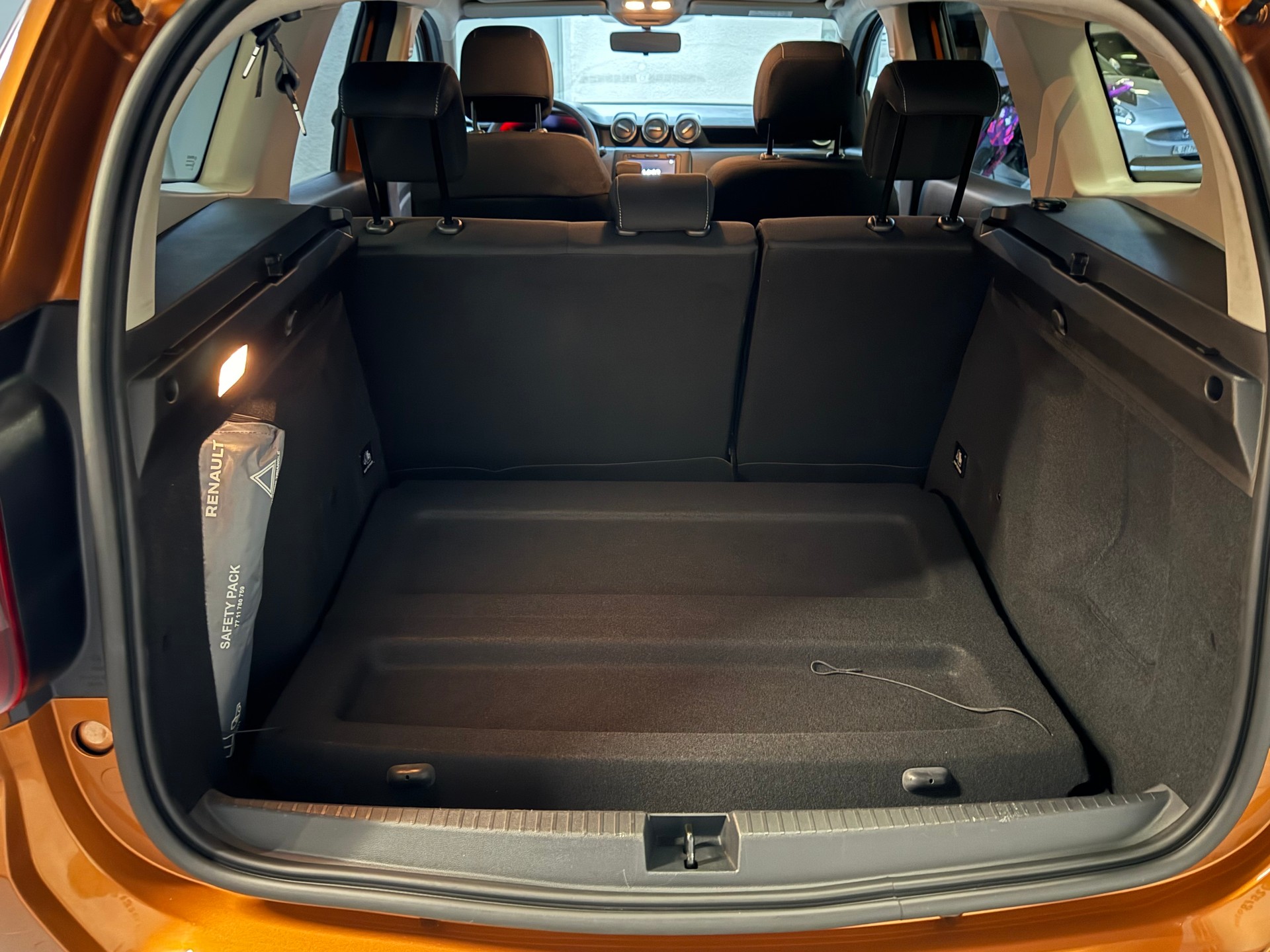 DACIA Duster TCe 150 Prestige 4x2-image-12