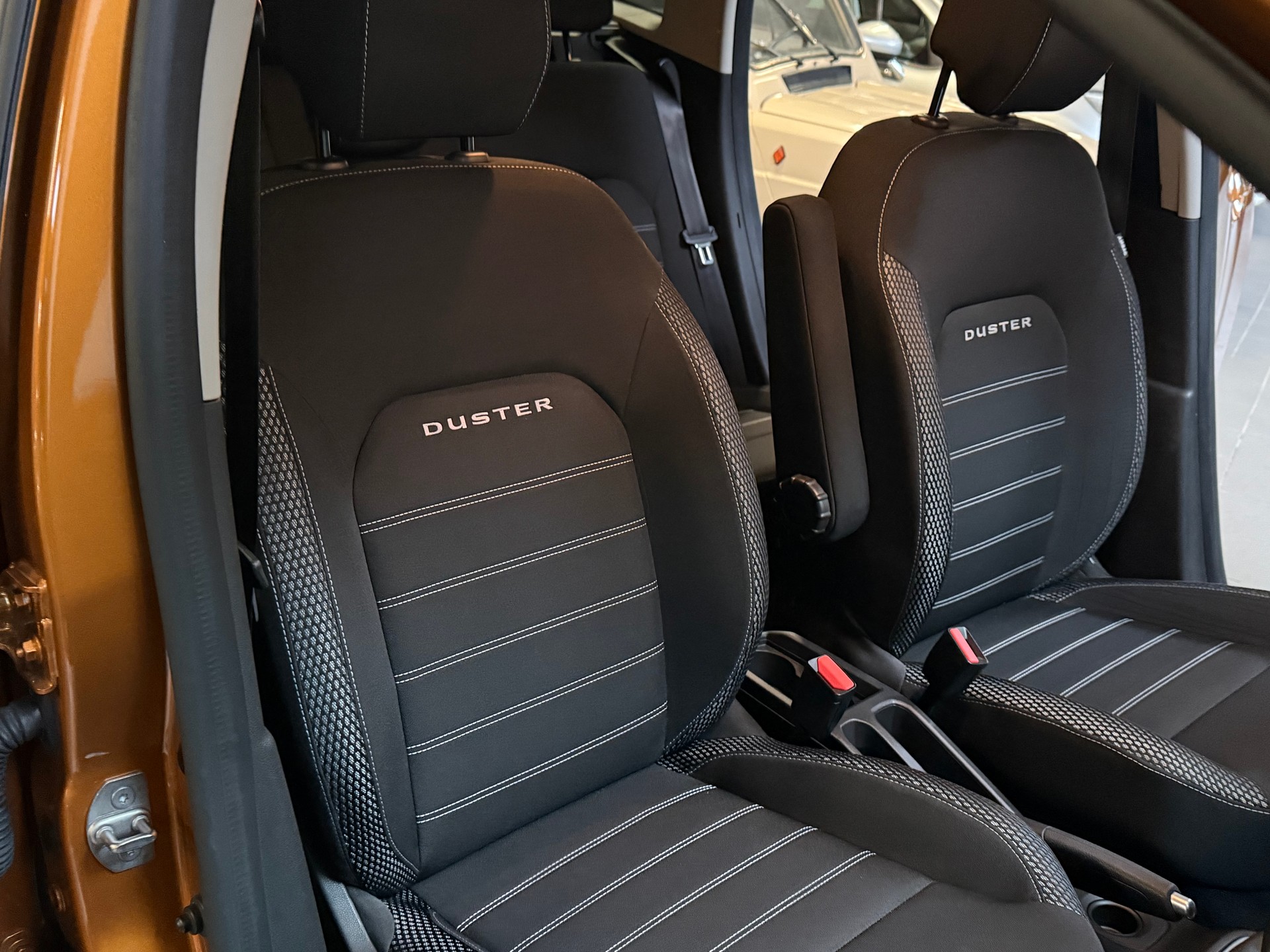 DACIA Duster TCe 150 Prestige 4x2-image-22